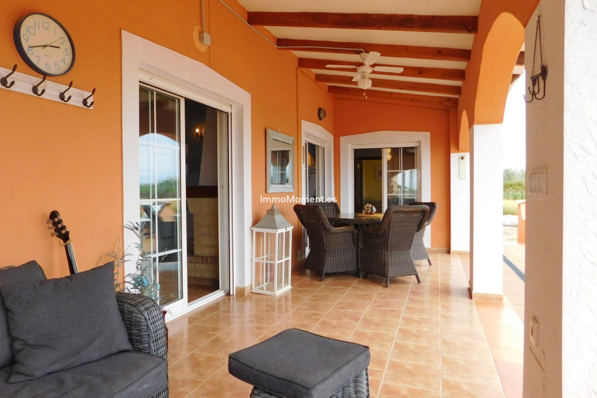 Resale - Villa - Dolores - Dolores Centro