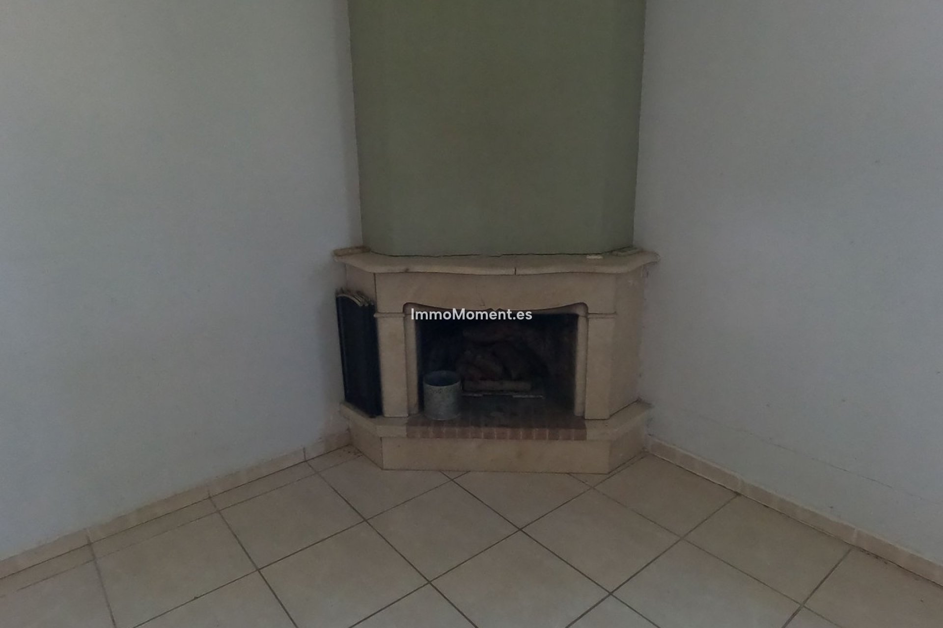 Resale - Villa - Dolores - Dolores Centro