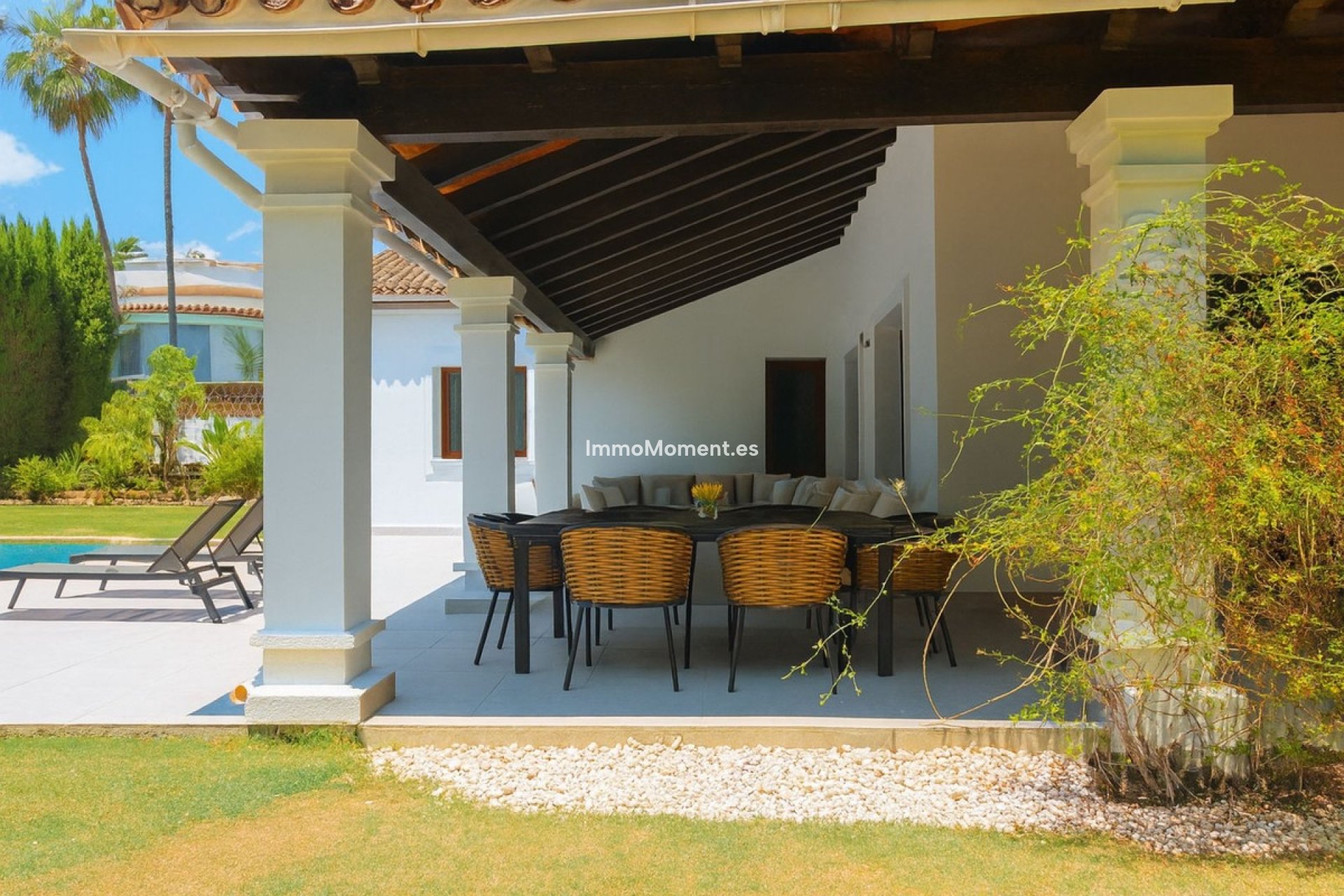 Resale - Villa - El Paraiso - New Golden Mile