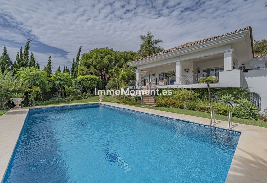 Resale - Villa - El Paraiso - New Golden Mile