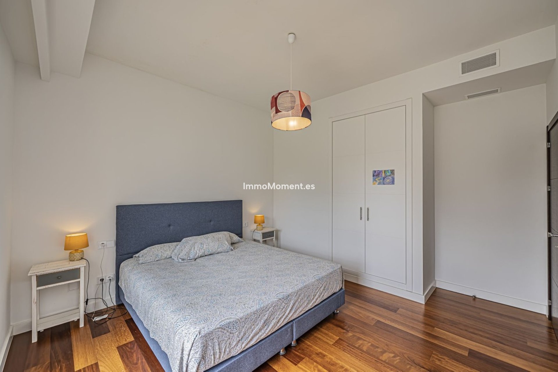 Resale - Villa - El Paraiso - New Golden Mile