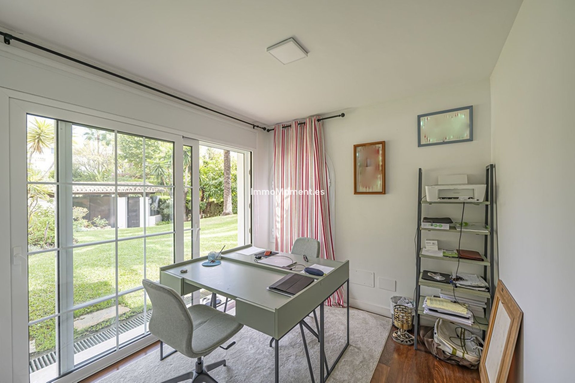 Resale - Villa - El Paraiso - New Golden Mile