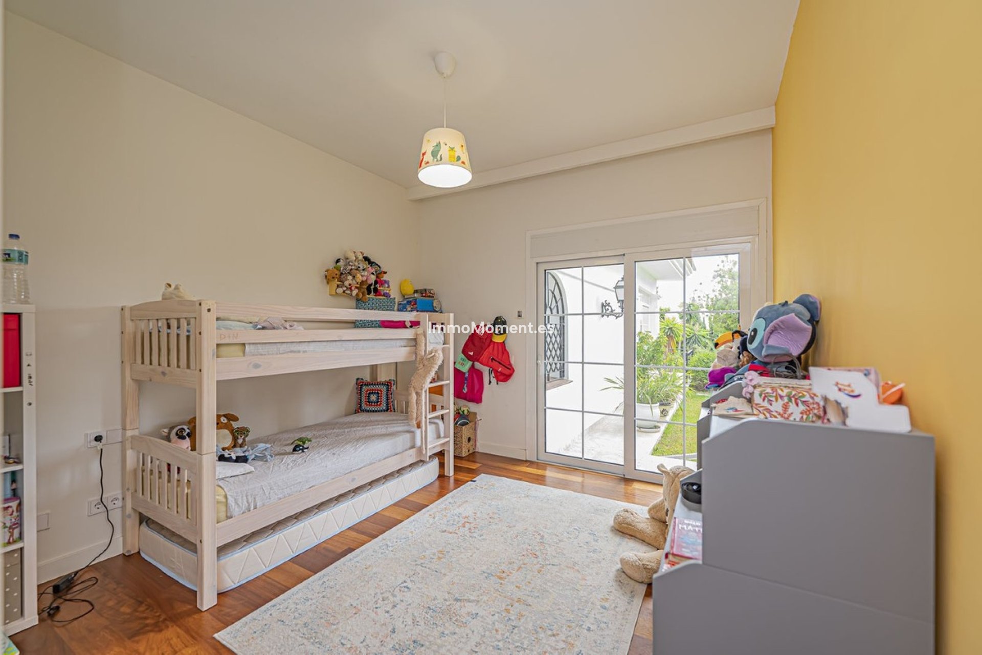 Resale - Villa - El Paraiso - New Golden Mile