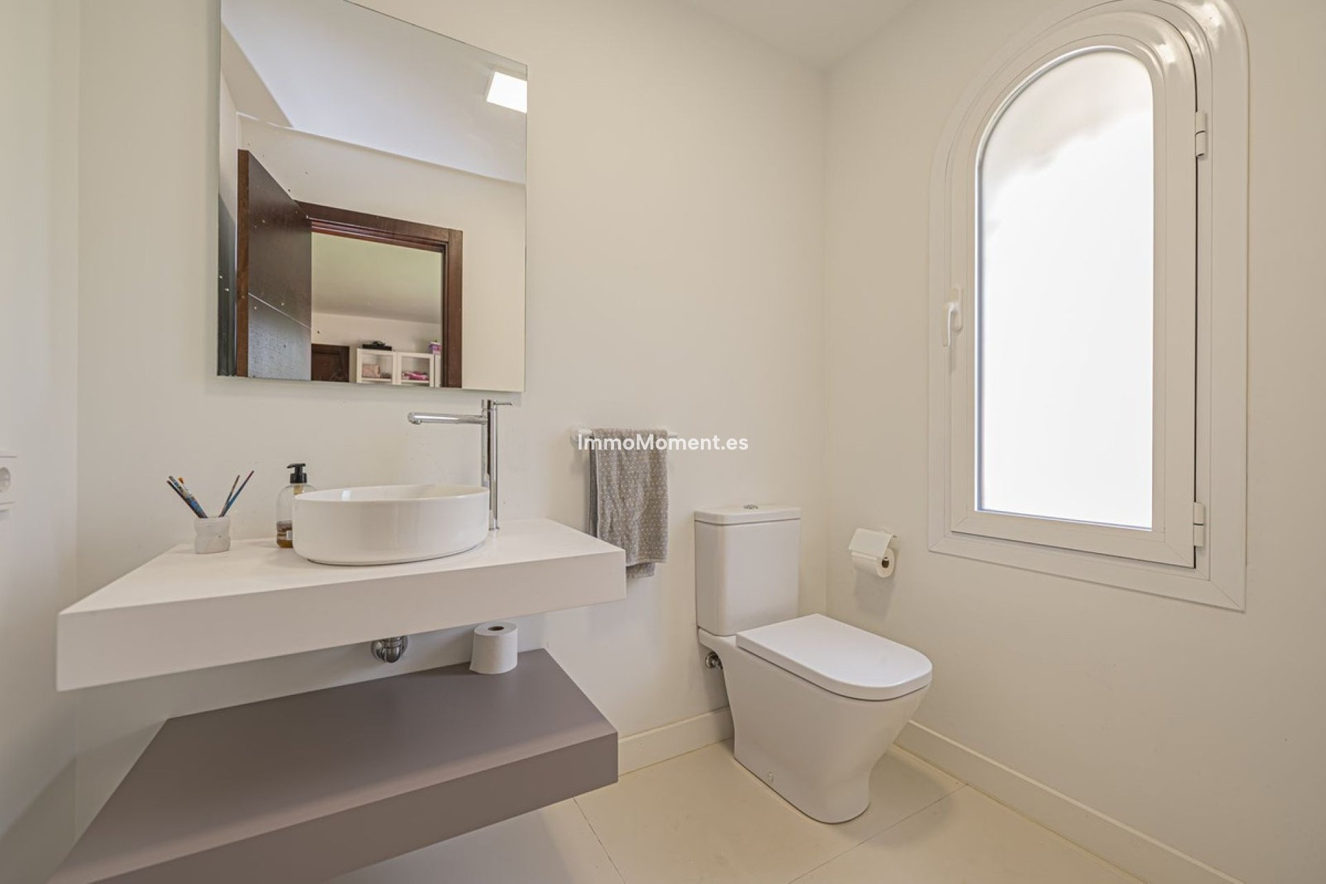 Resale - Villa - El Paraiso - New Golden Mile