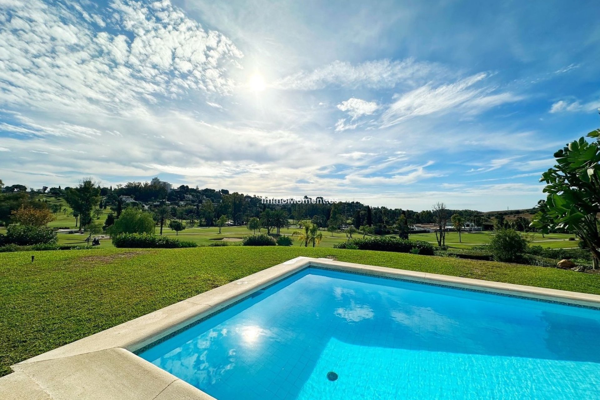 Resale - Villa - El Paraiso - New Golden Mile
