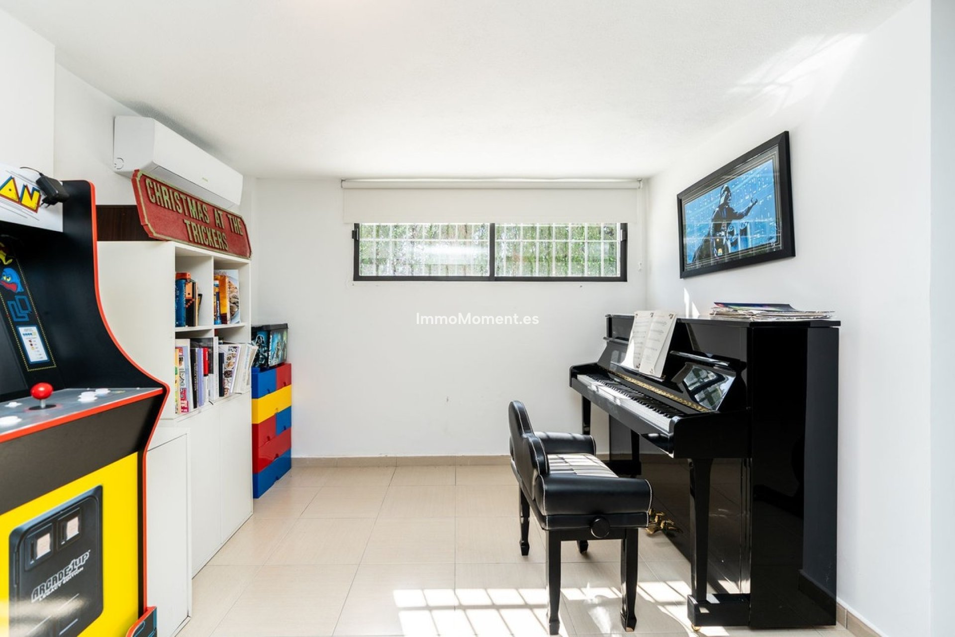 Resale - Villa - El Paraiso - New Golden Mile