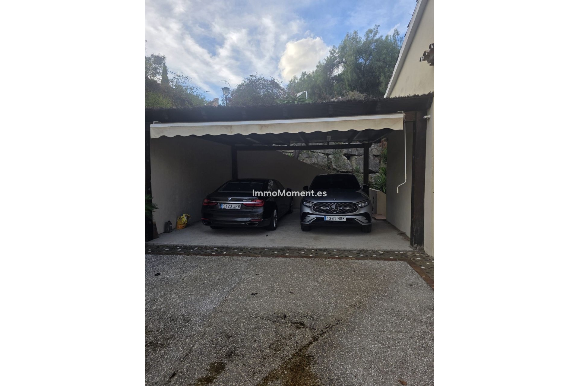 Resale - Villa - El Paraiso - New Golden Mile
