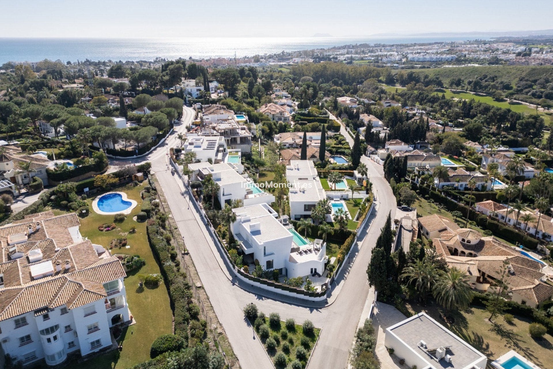 Resale - Villa - El Paraiso - New Golden Mile