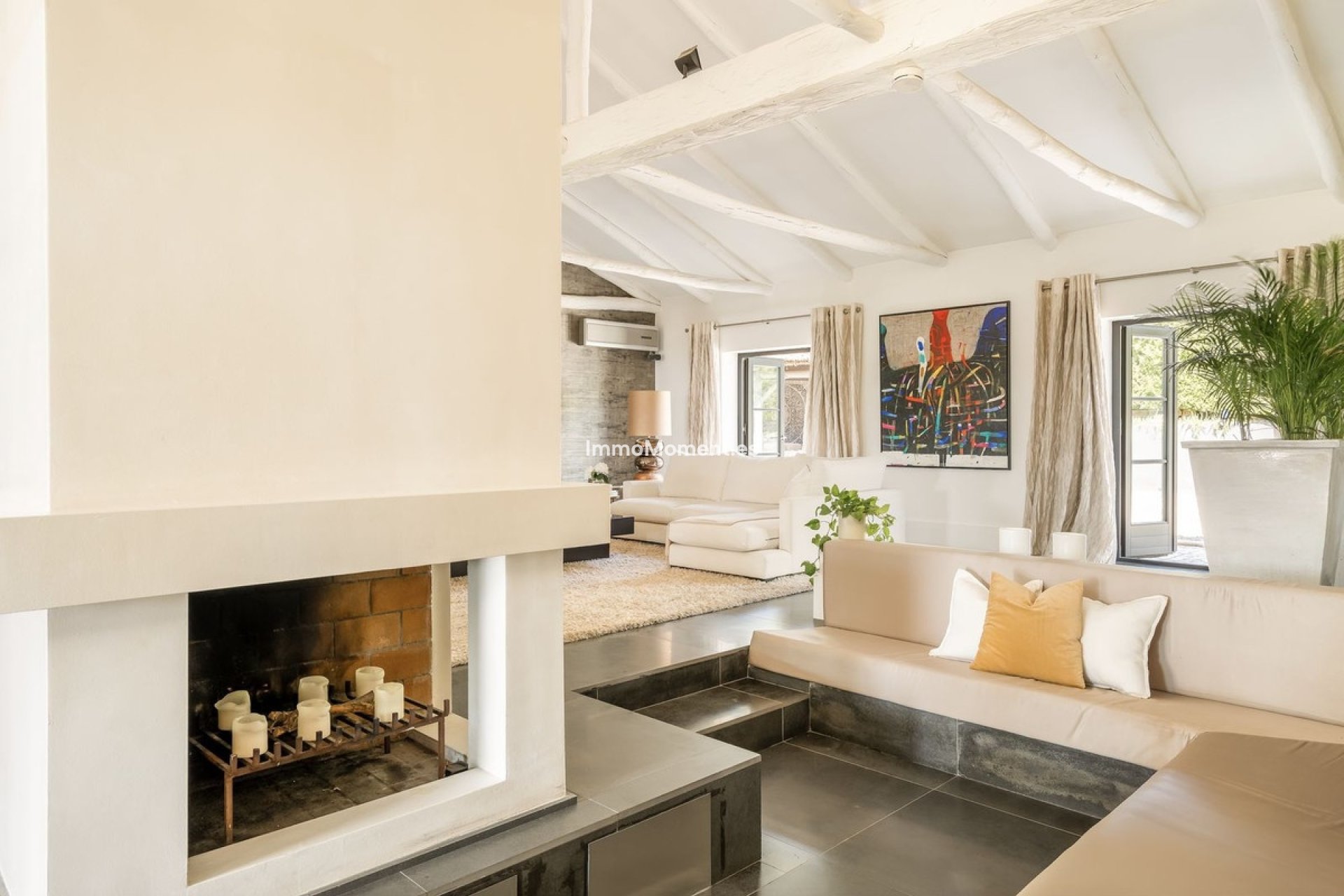 Resale - Villa - El Paraiso - New Golden Mile