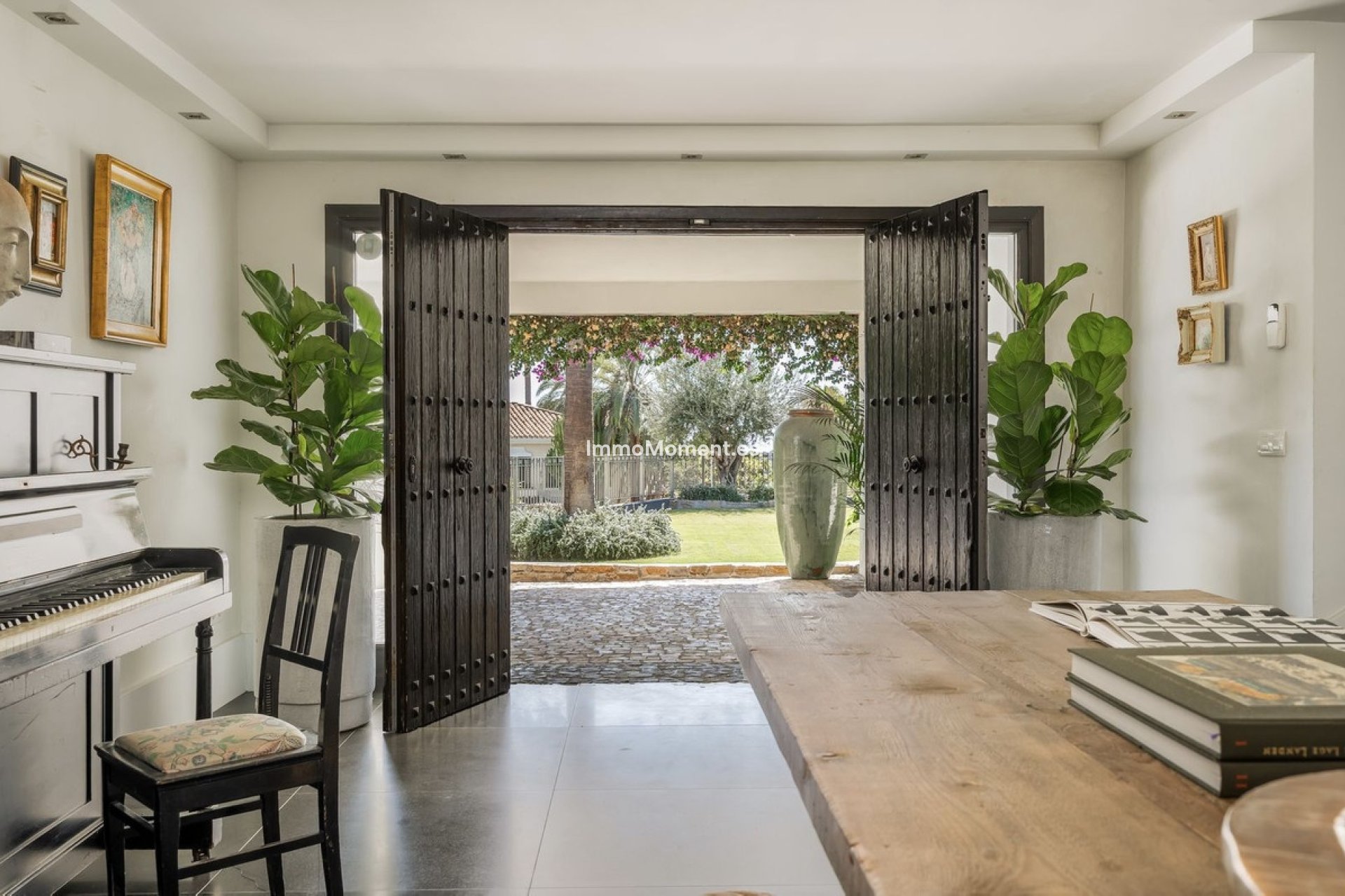 Resale - Villa - El Paraiso - New Golden Mile