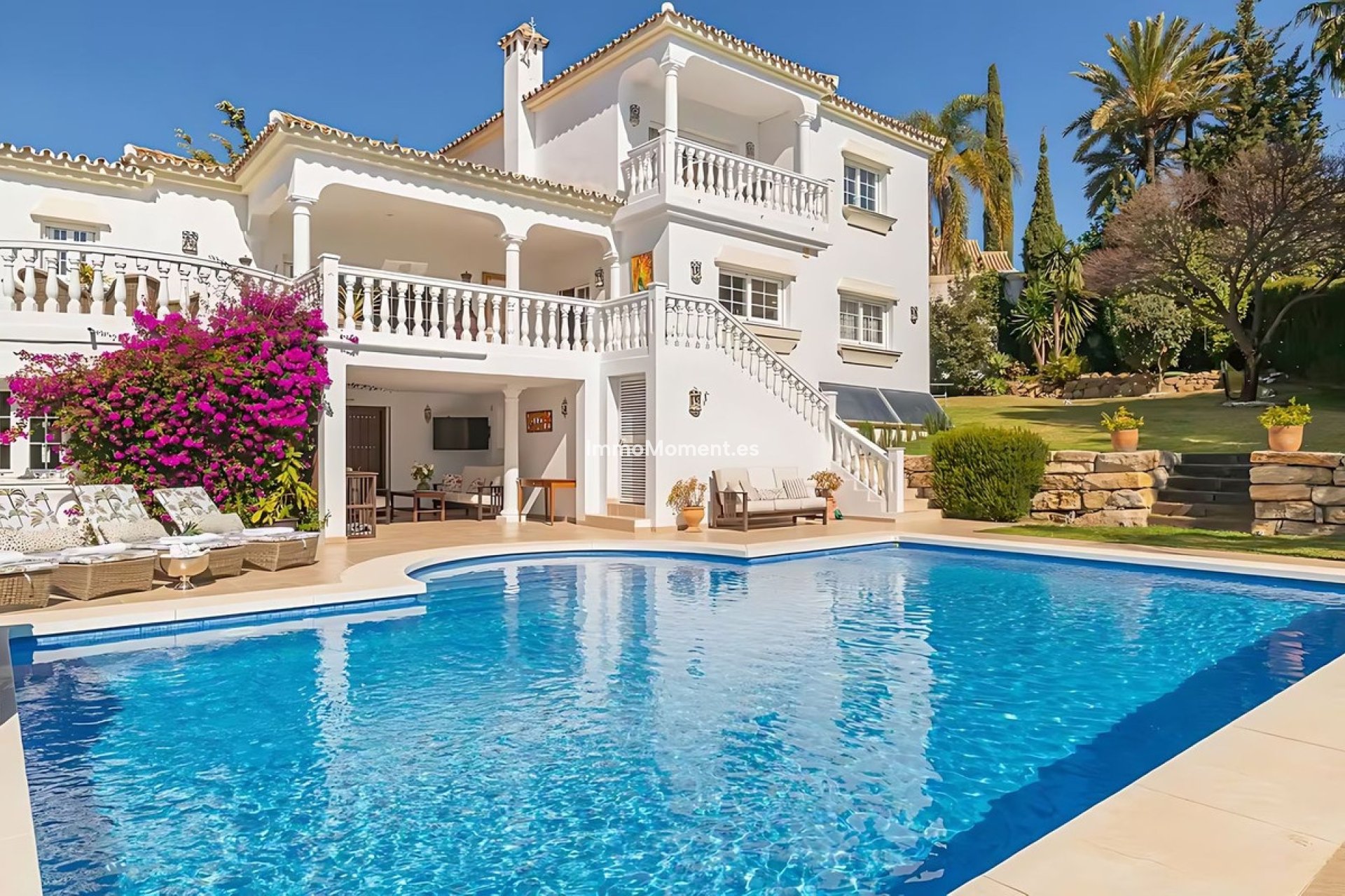 Resale - Villa - El Paraiso - New Golden Mile