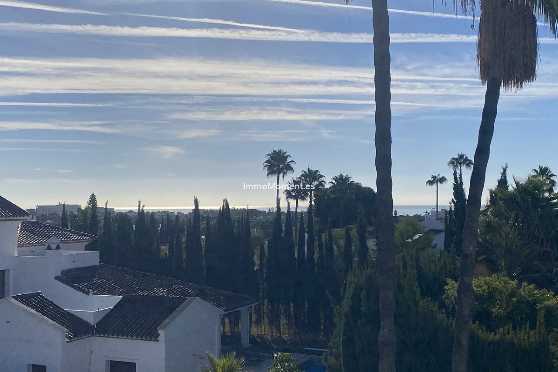 Resale - Villa - El Paraiso - New Golden Mile