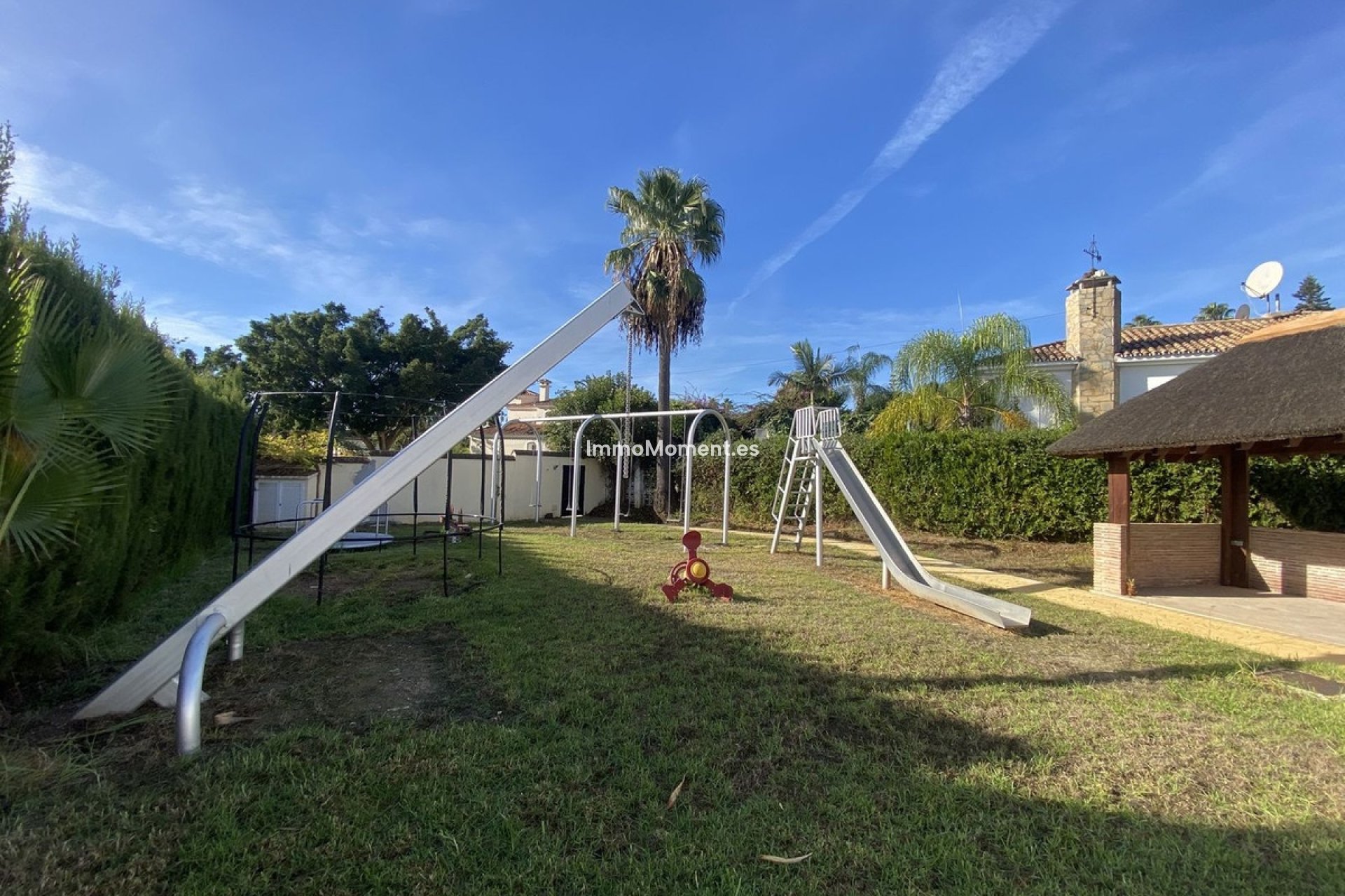 Resale - Villa - El Paraiso - New Golden Mile
