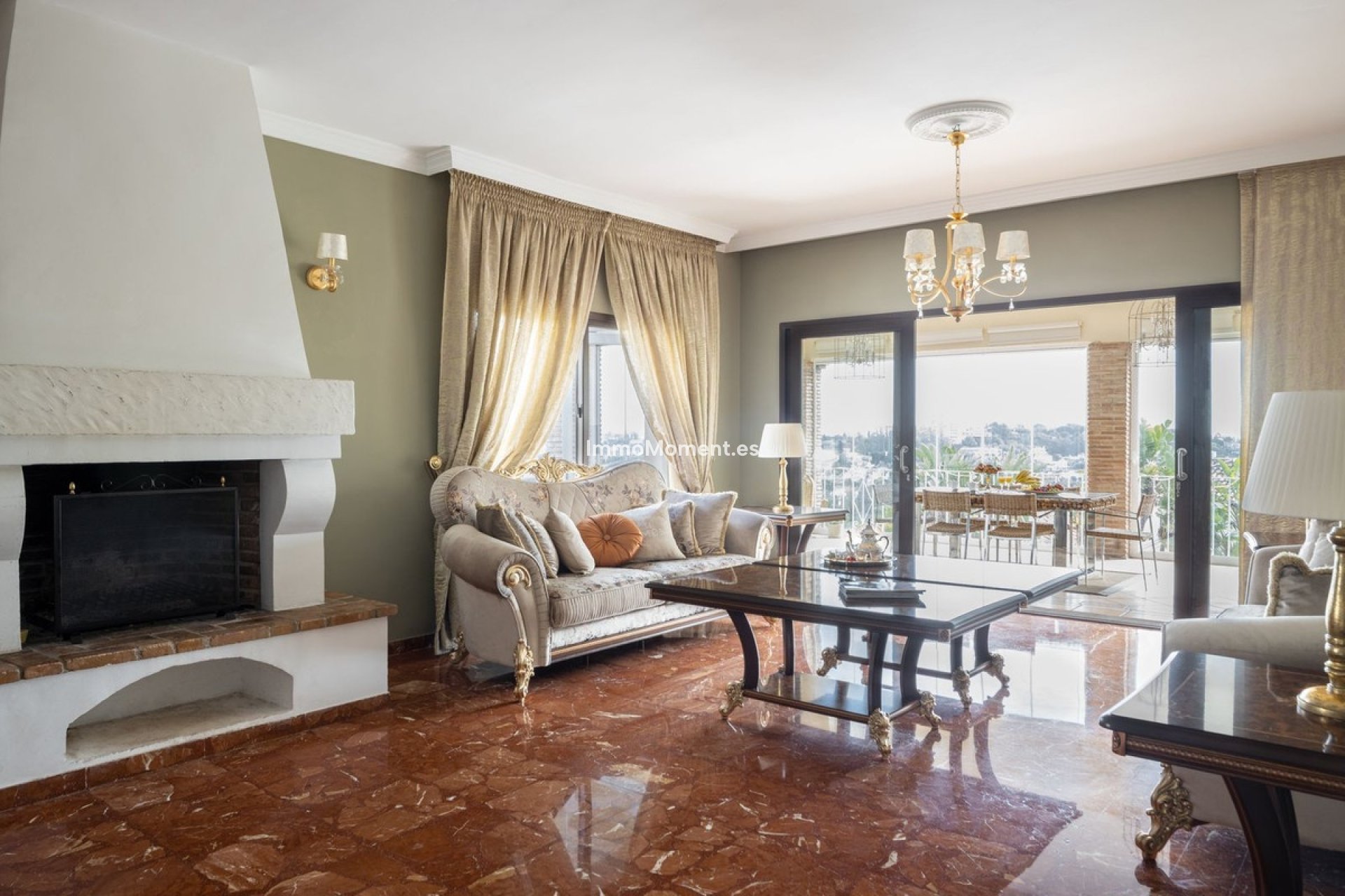 Resale - Villa - El Paraiso - New Golden Mile