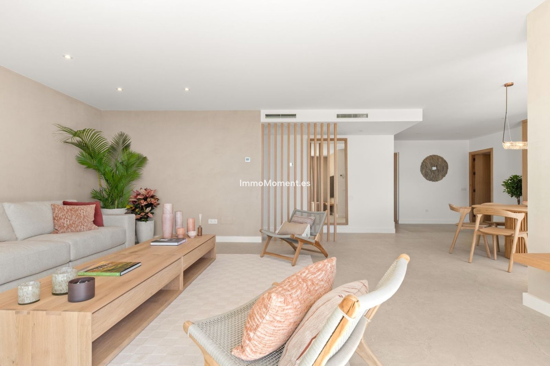 Resale - Villa - El Paraiso - New Golden Mile