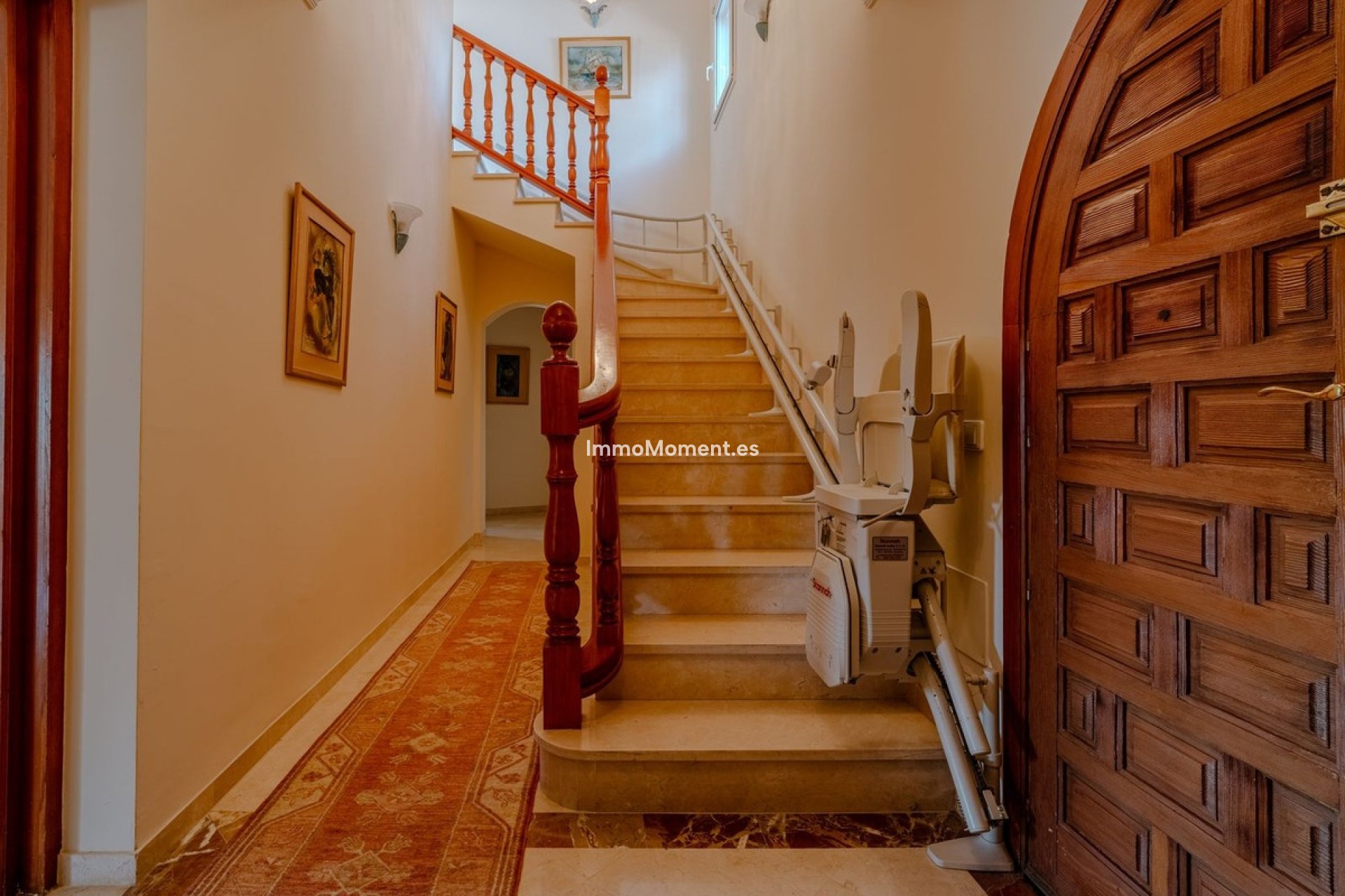 Resale - Villa - El Paraiso - New Golden Mile