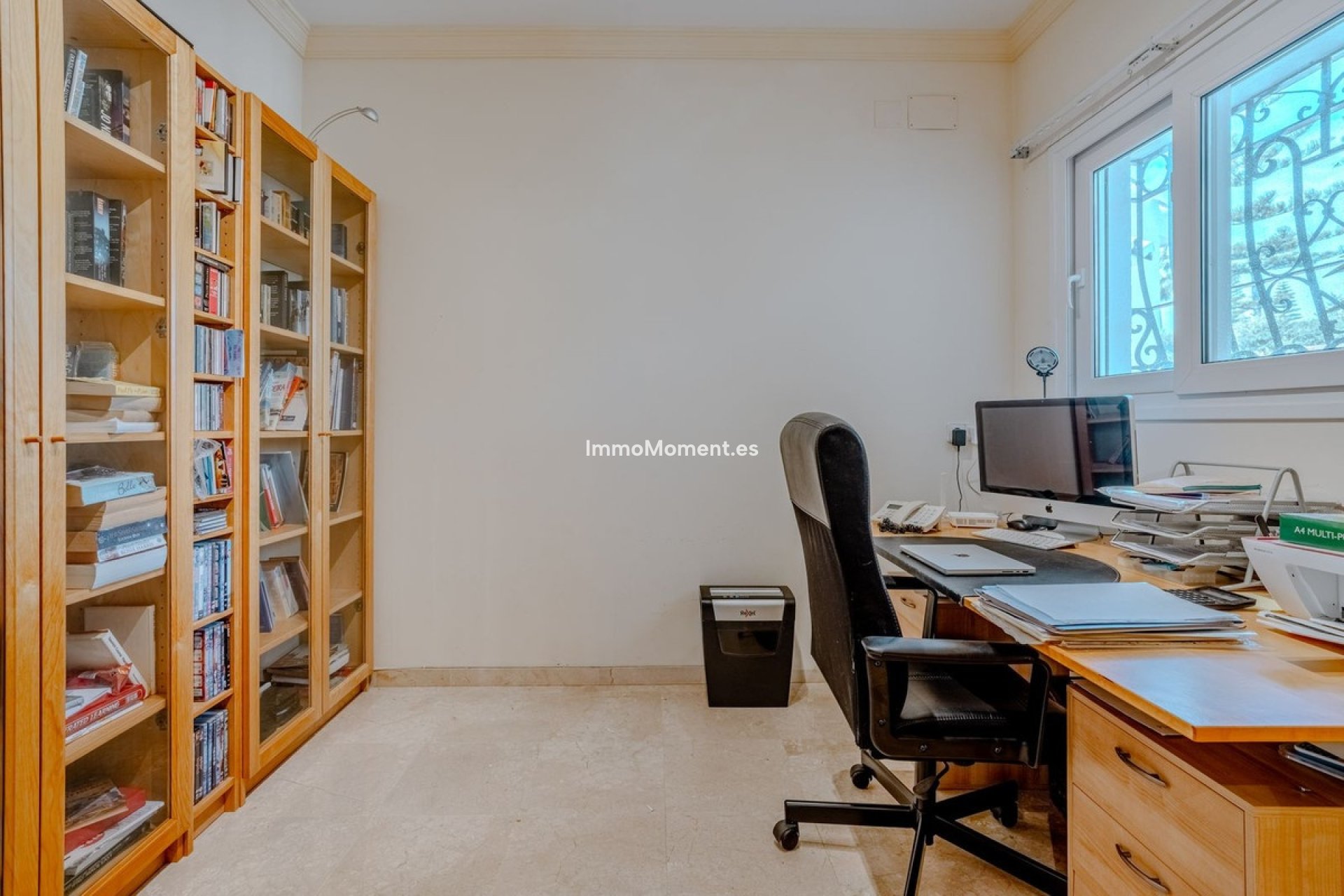 Resale - Villa - El Paraiso - New Golden Mile