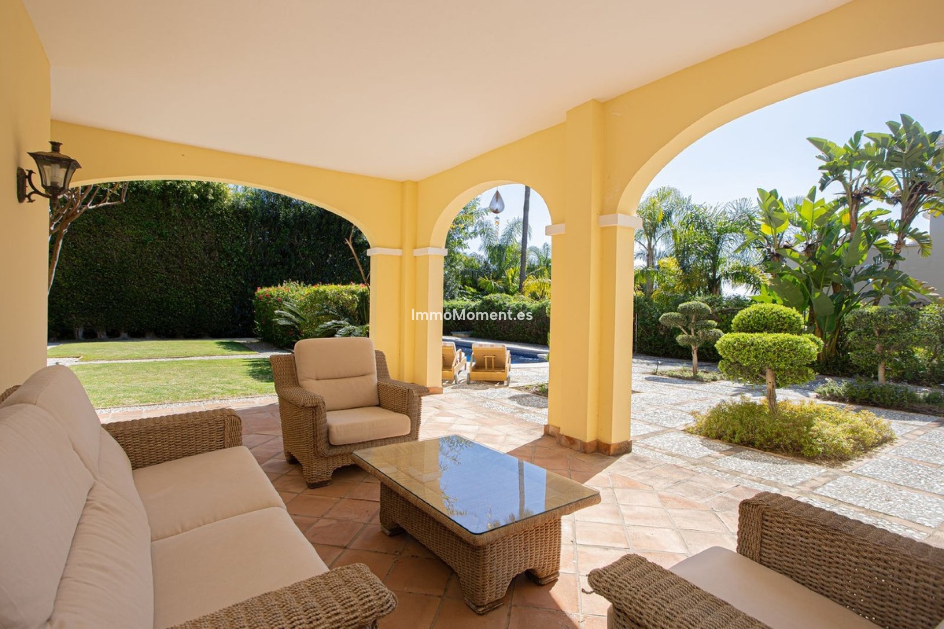 Resale - Villa - El Paraiso - New Golden Mile