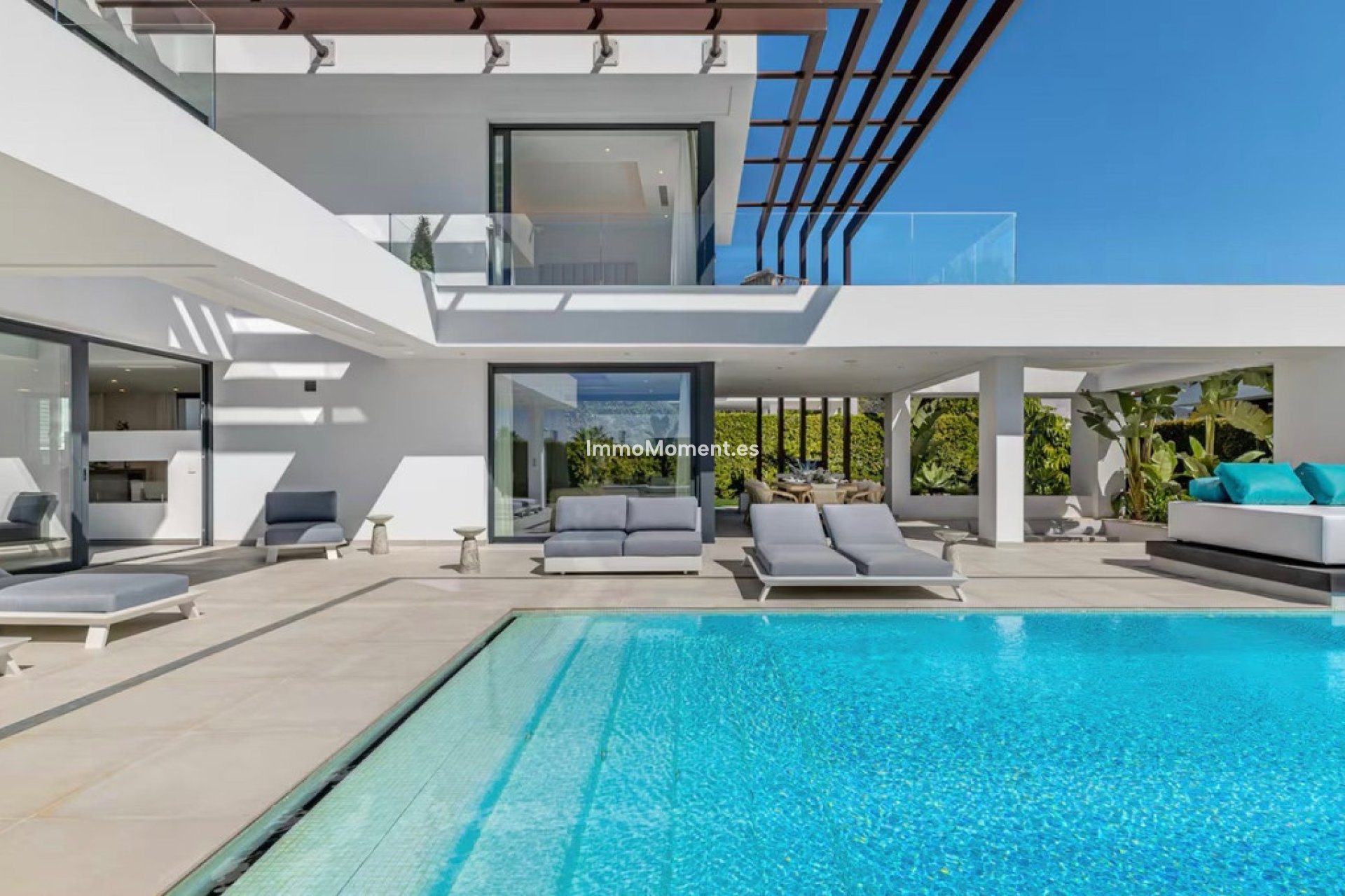 Resale - Villa - El Paraiso - New Golden Mile