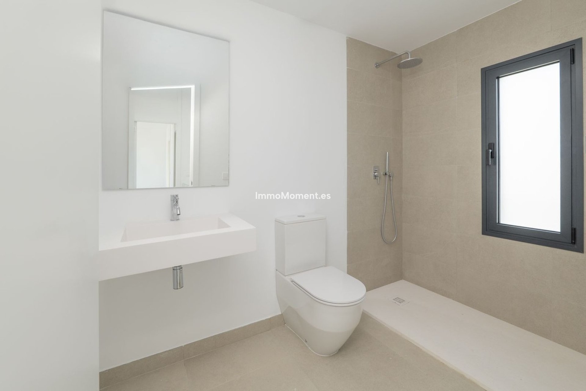 Resale - Villa - Estepona - Atalaya