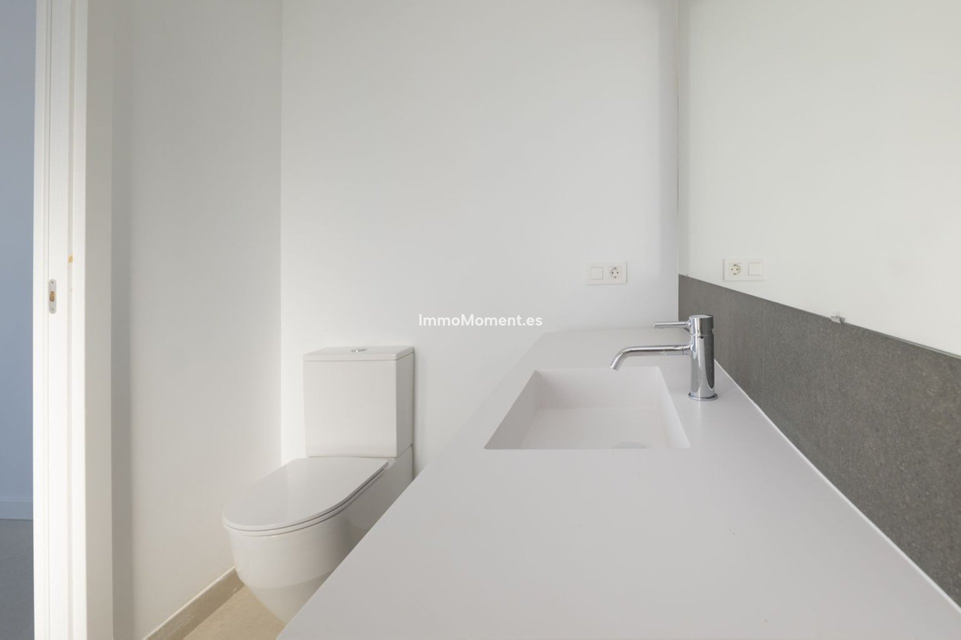 Resale - Villa - Estepona - Atalaya