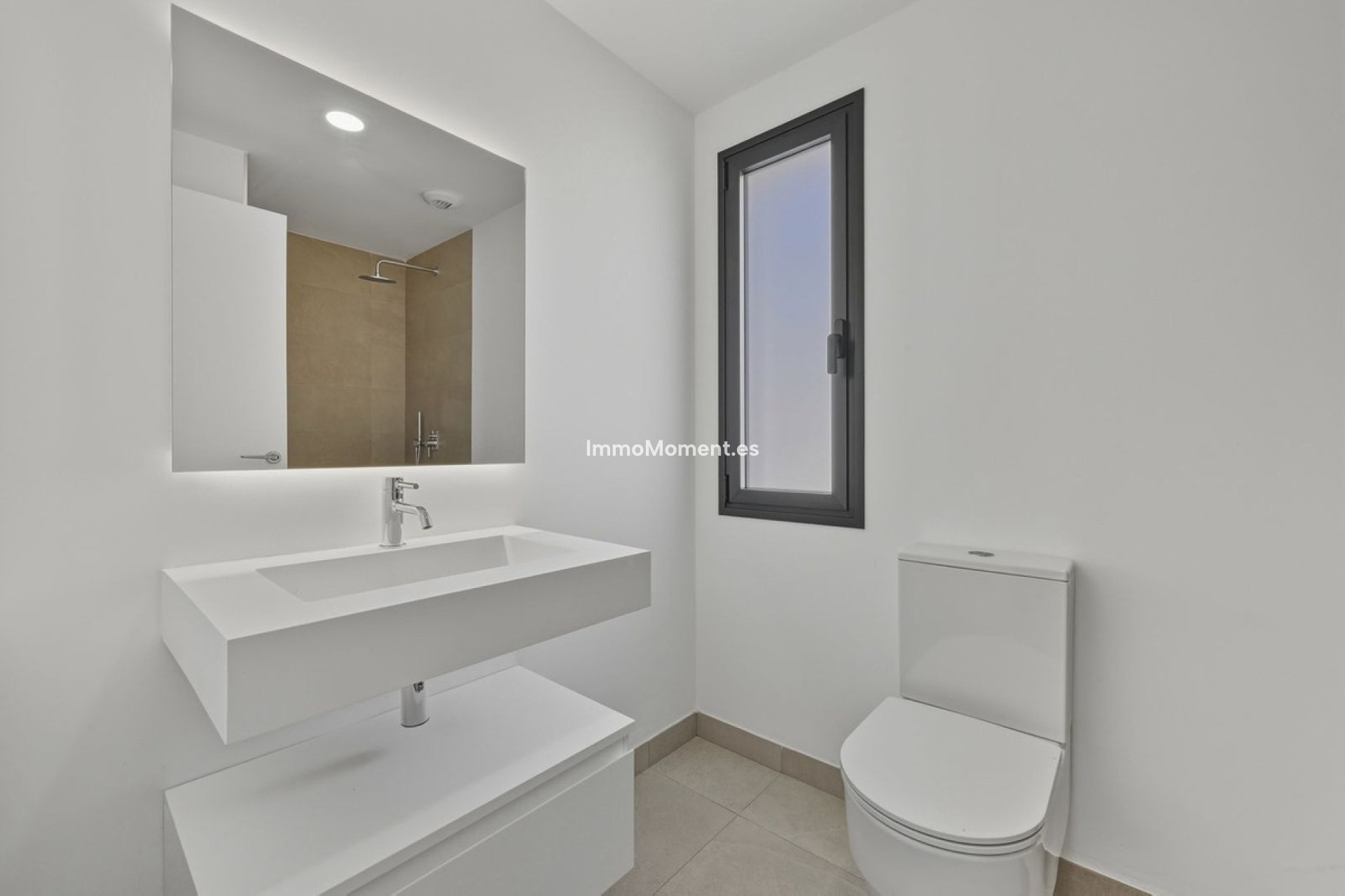 Resale - Villa - Estepona - Atalaya