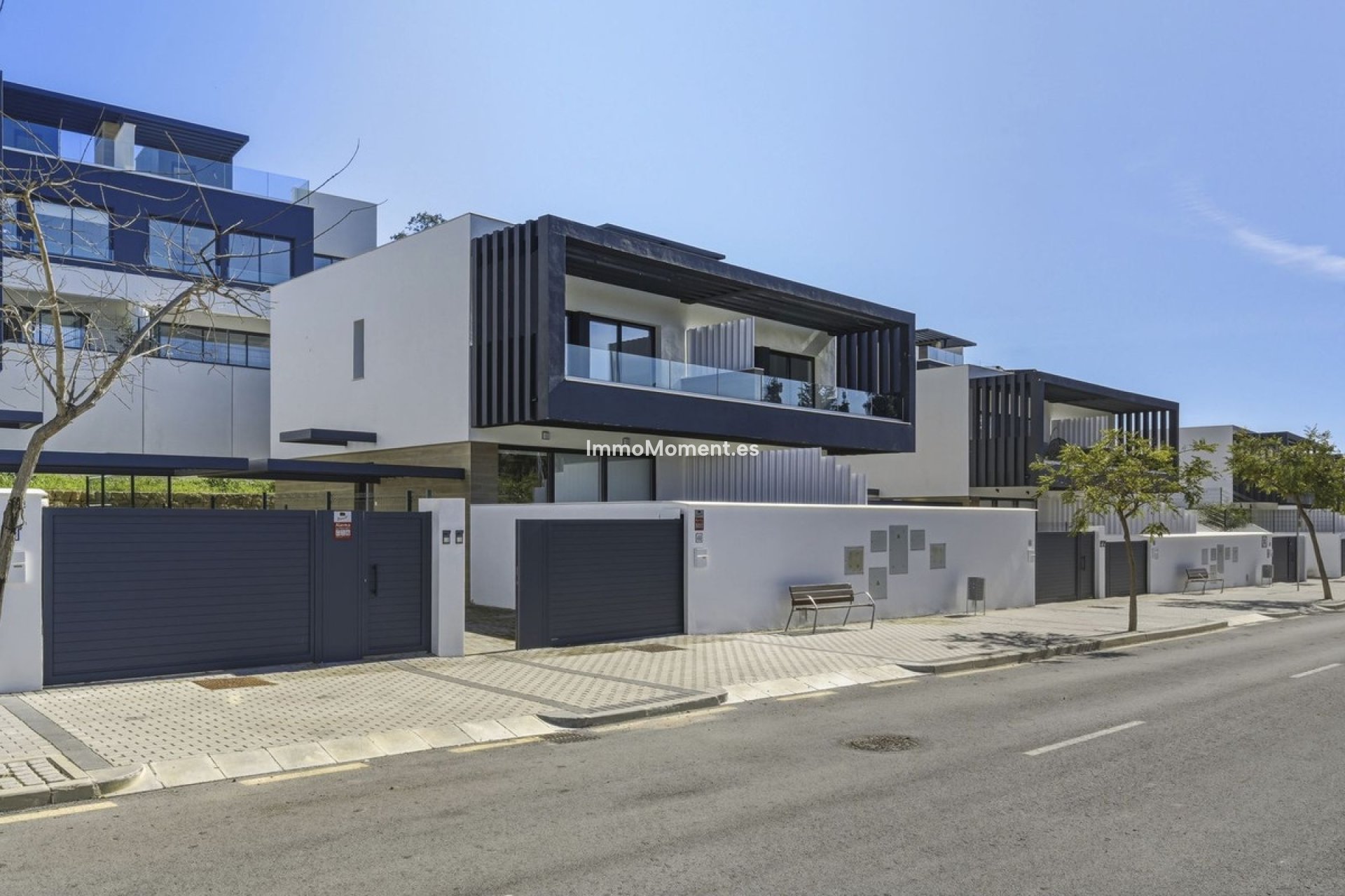 Resale - Villa - Estepona - Atalaya