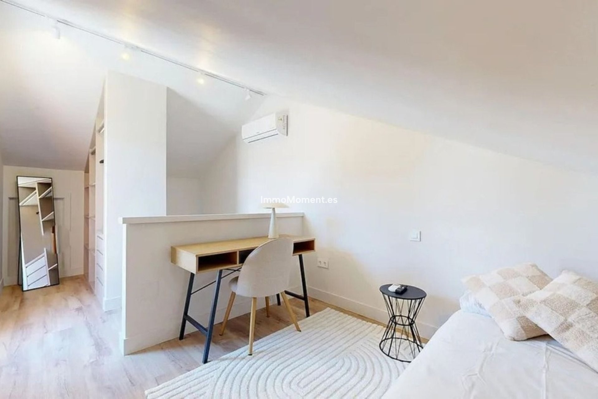 Resale - Villa - Estepona - Atalaya