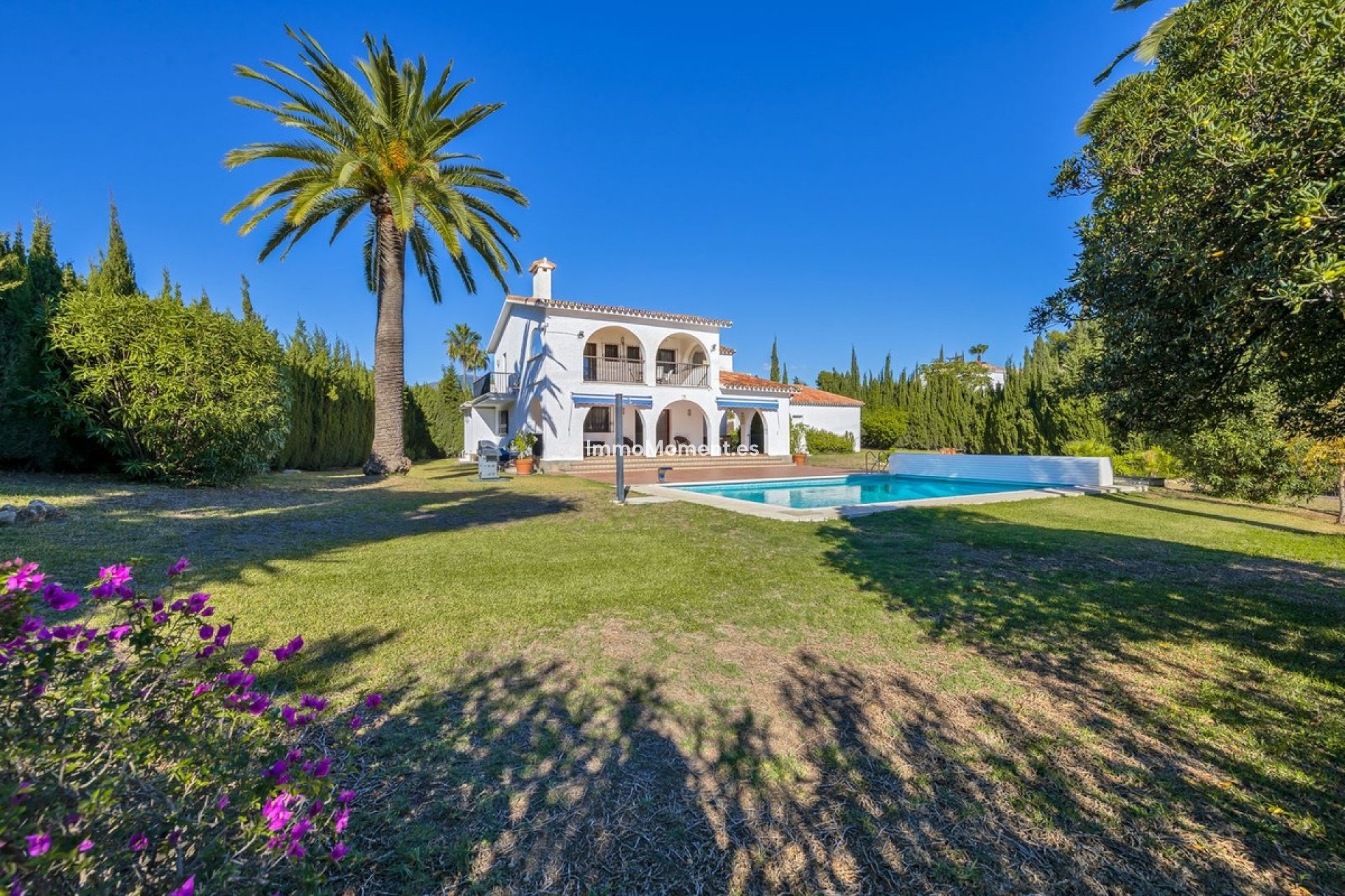 Resale - Villa - Estepona - Atalaya