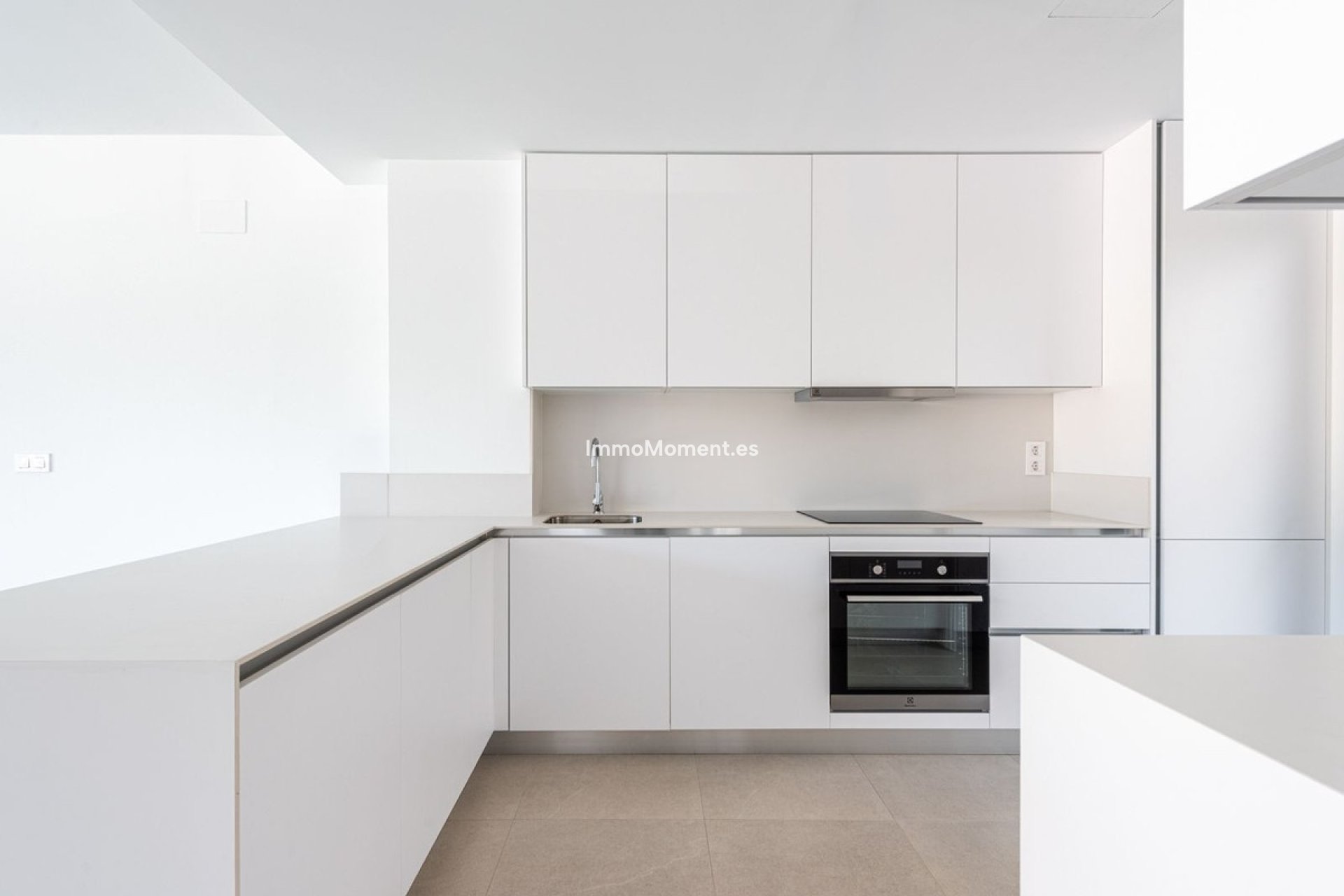 Resale - Villa - Estepona - Atalaya