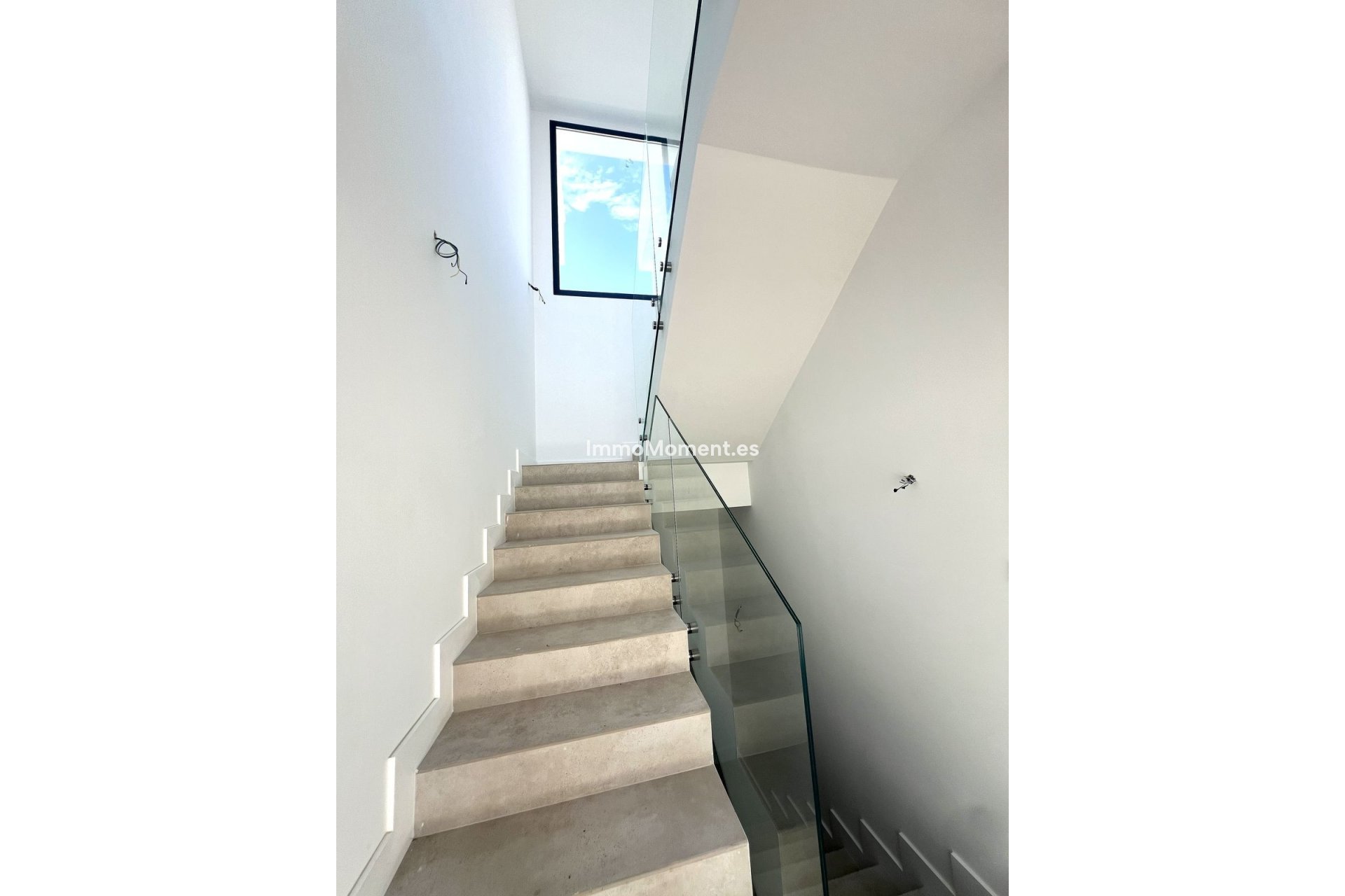 Resale - Villa - Estepona - Atalaya