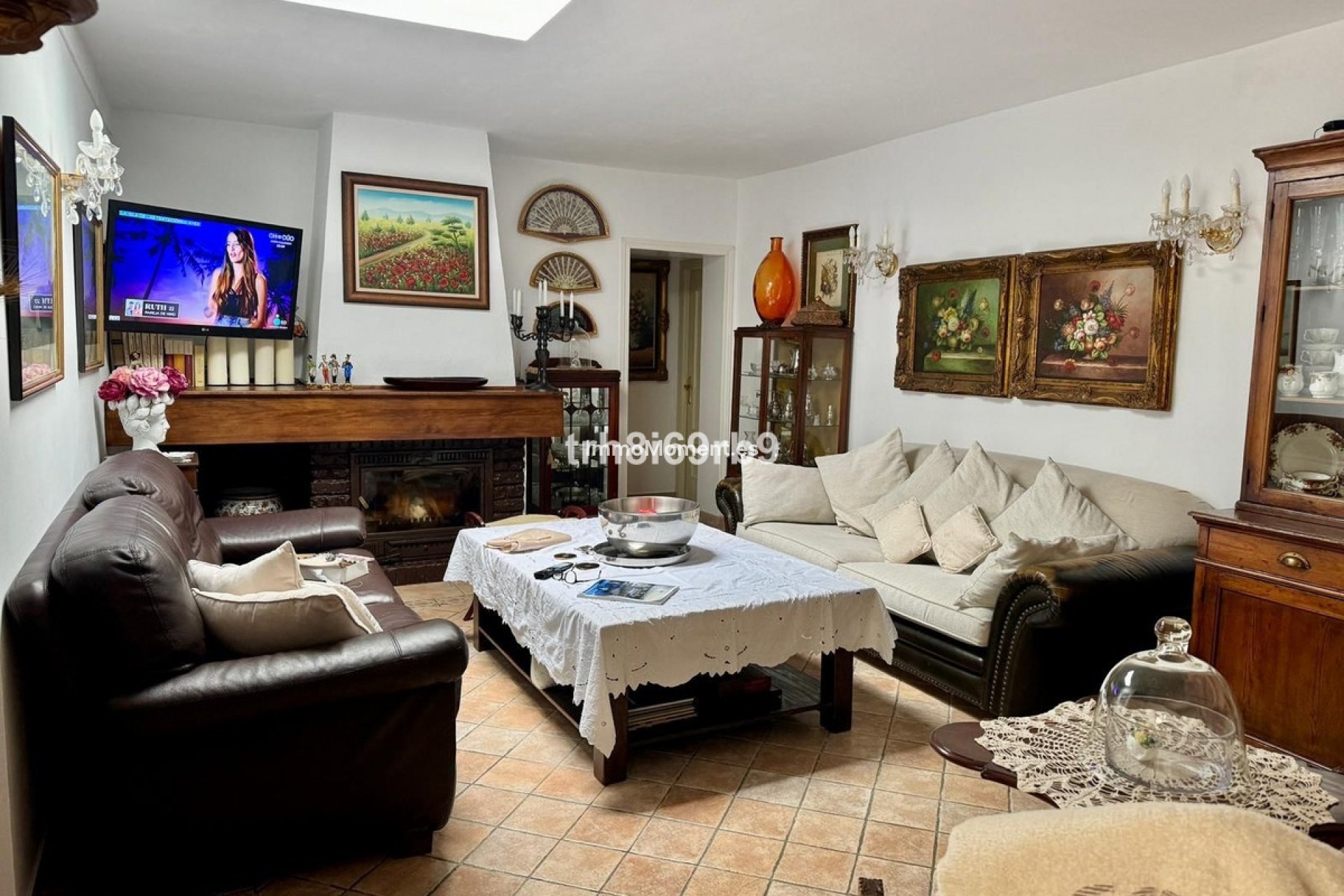 Resale - Villa - Estepona - Atalaya