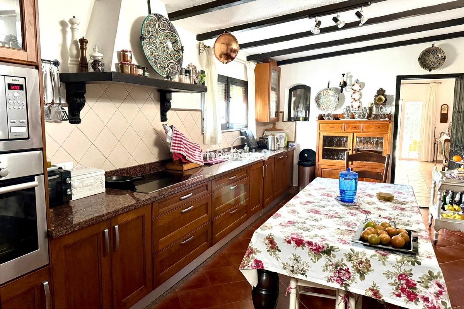 Resale - Villa - Estepona - Atalaya