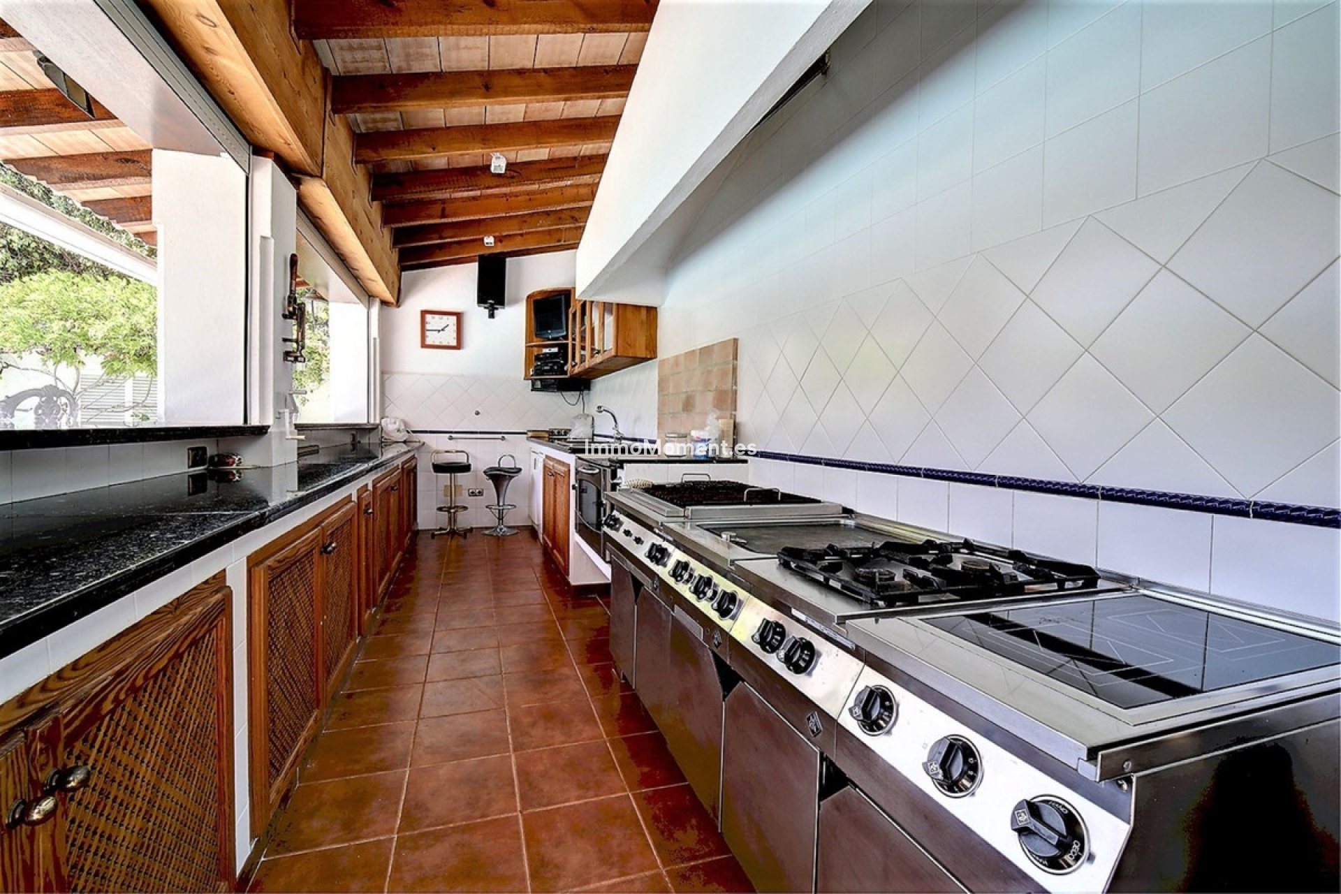 Resale - Villa - Estepona - Costalita