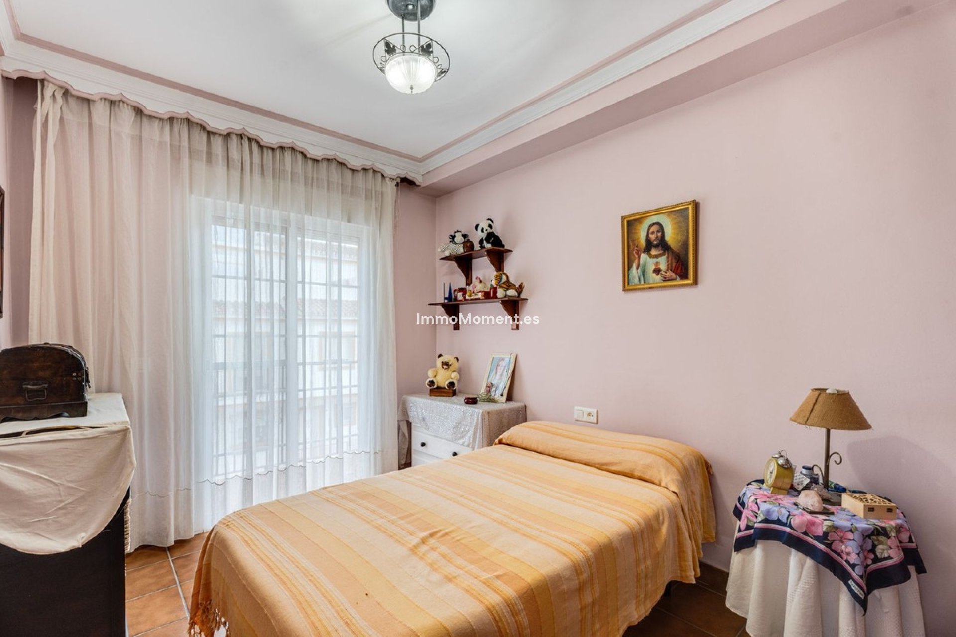 Resale - Villa - Estepona - Estepona Centro