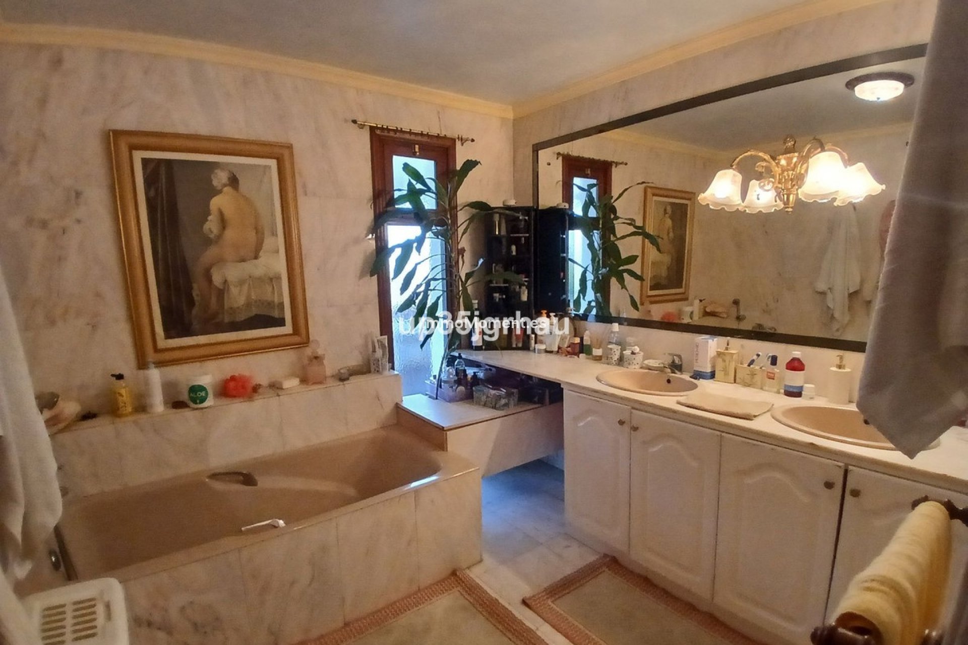 Resale - Villa - Estepona - Estepona Centro