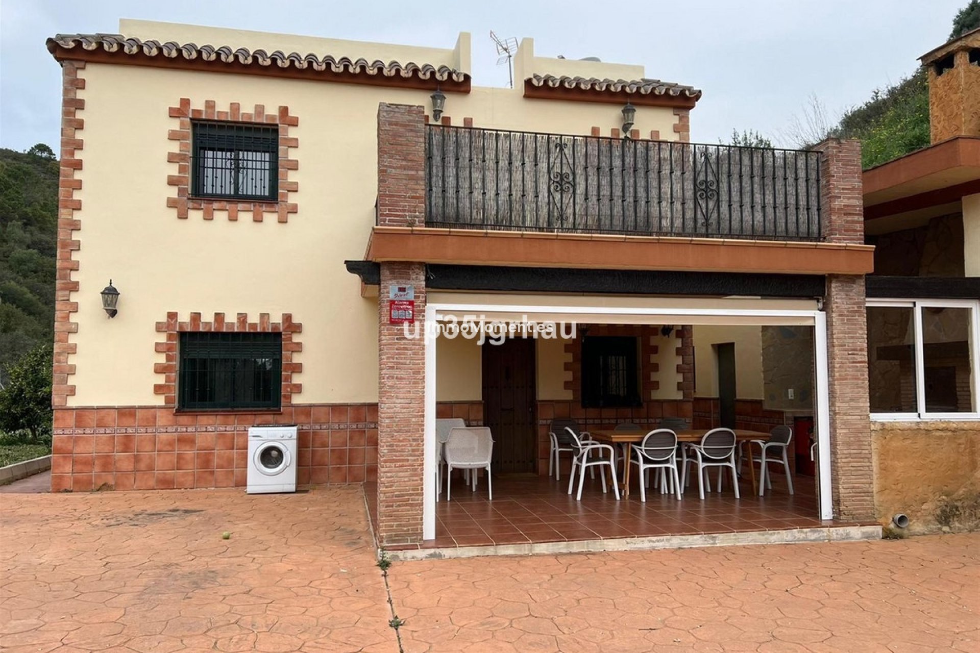 Resale - Villa - Estepona - Estepona Centro
