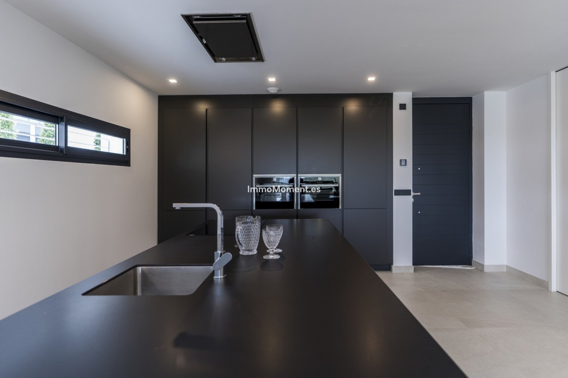 Resale - Villa - Estepona - Estepona Centro