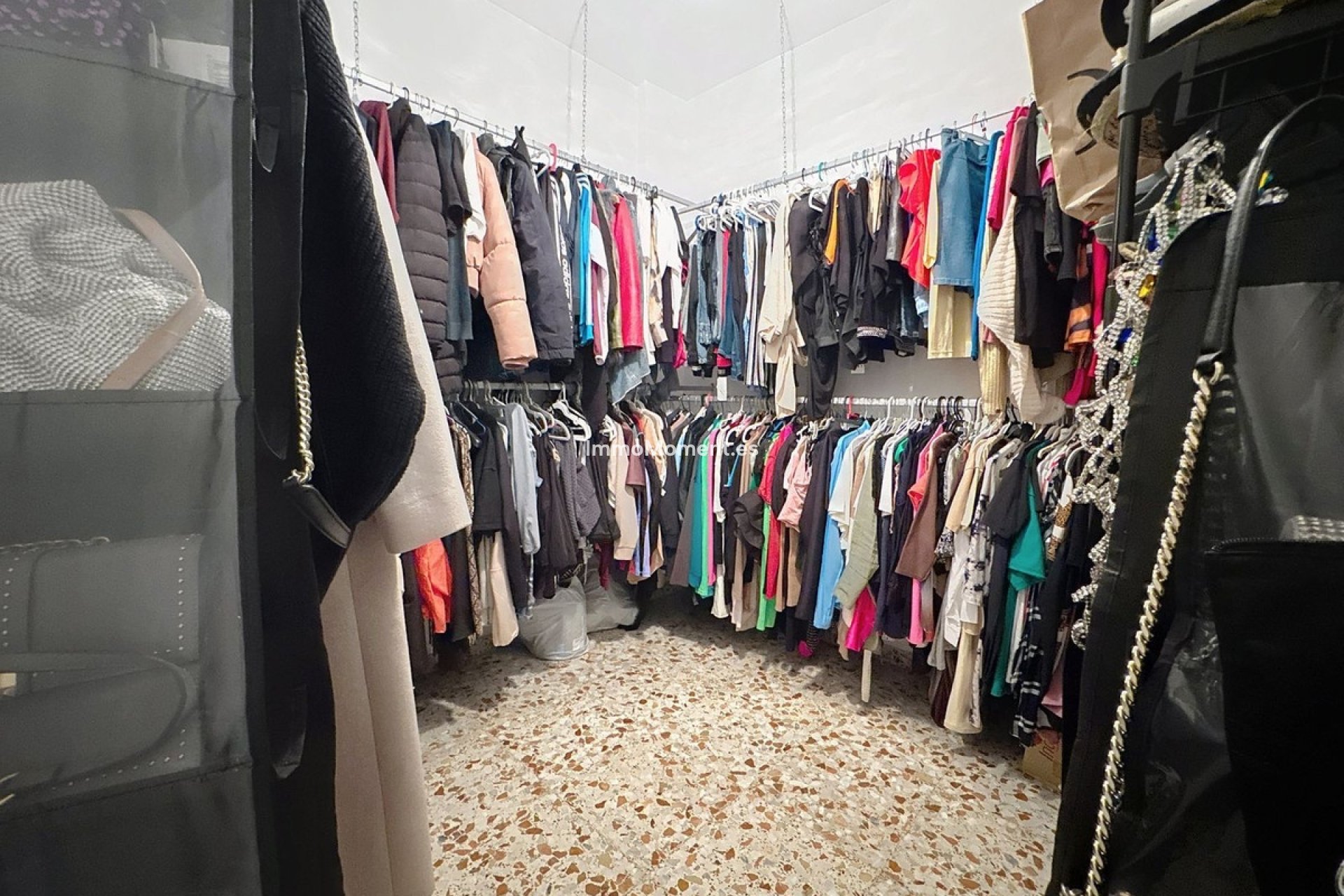 Resale - Villa - Estepona - Estepona Centro