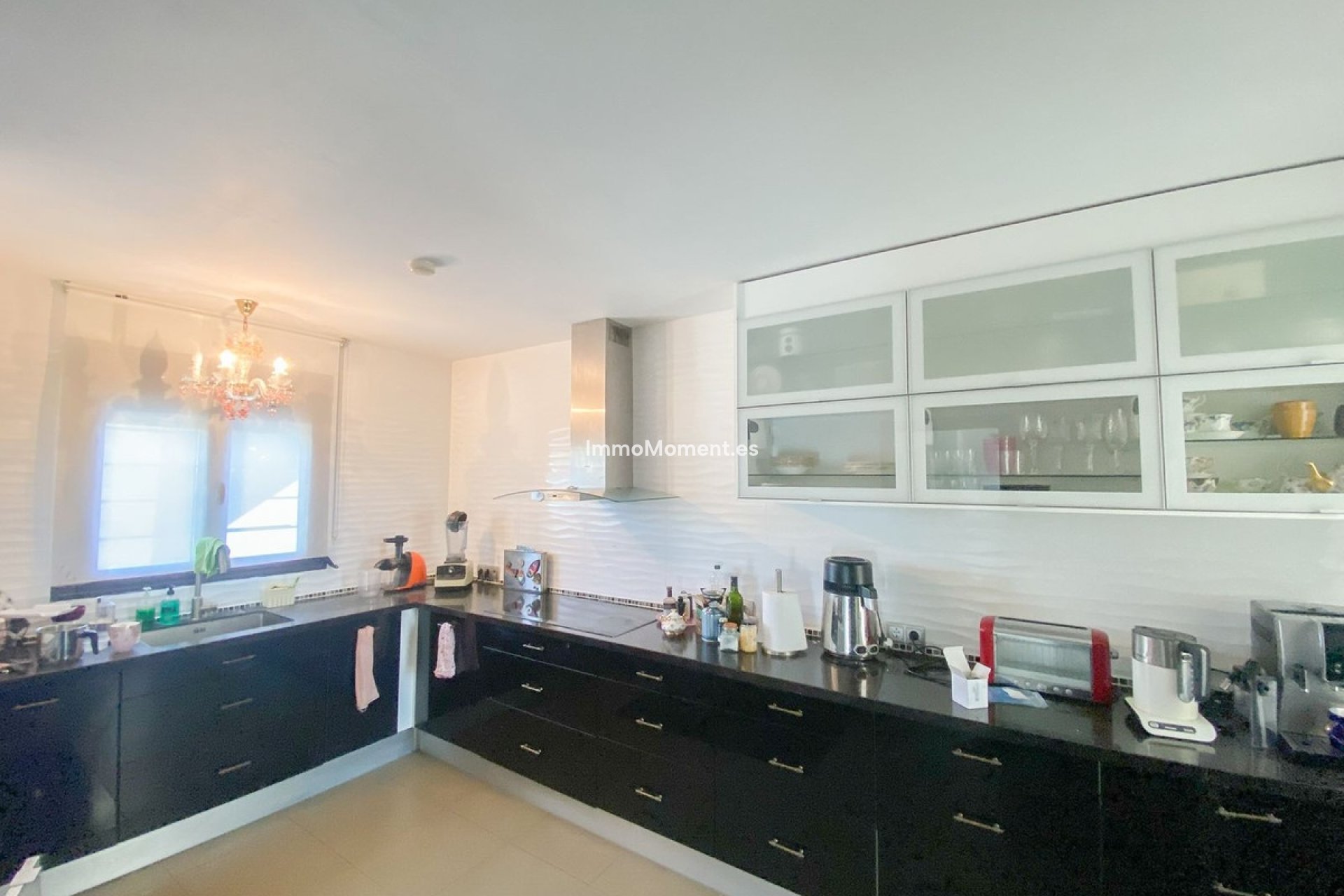 Resale - Villa - Estepona - Estepona Centro