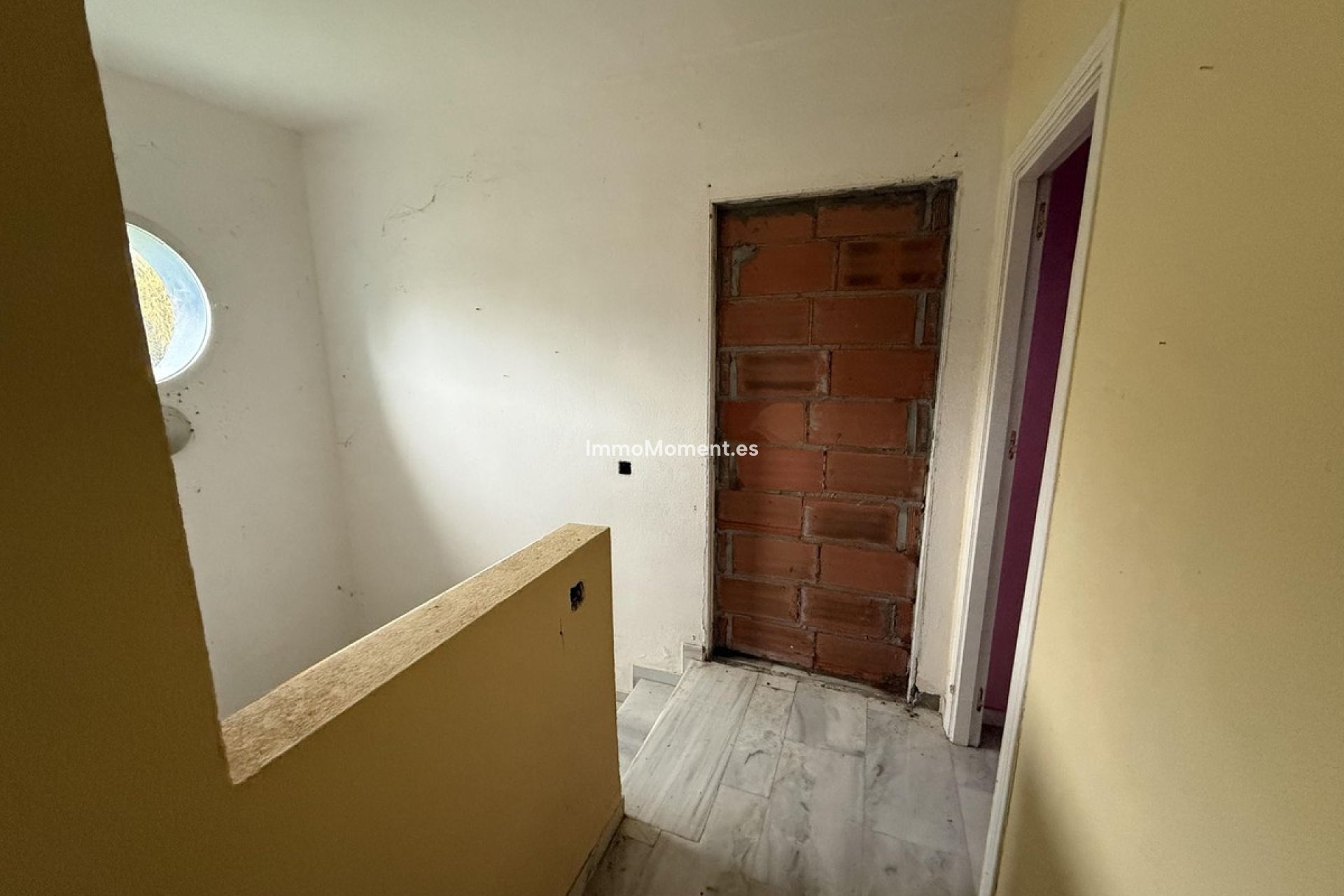 Resale - Villa - Estepona - Estepona Centro