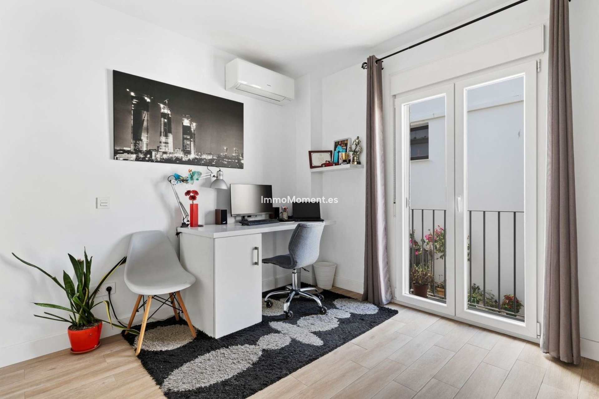 Resale - Villa - Estepona - Estepona Centro