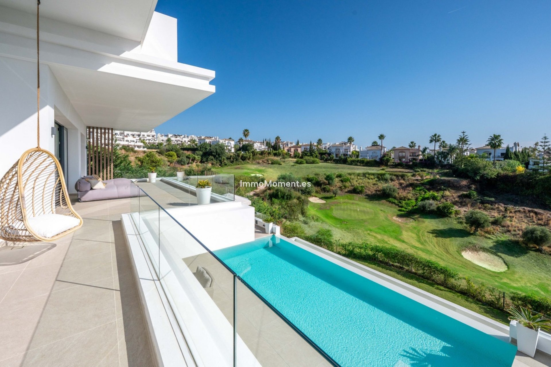 Resale - Villa - Estepona - Estepona Centro