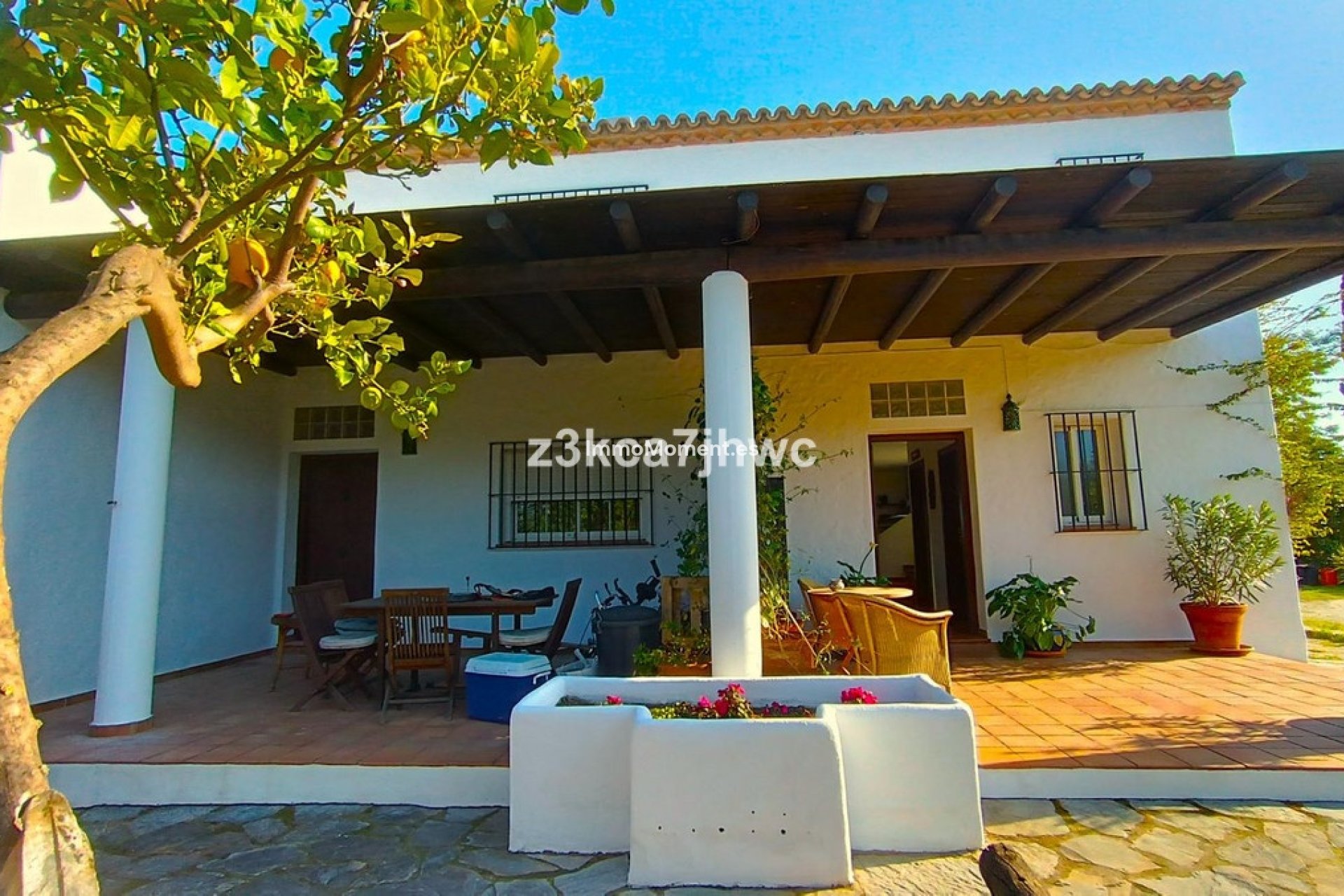 Resale - Villa - Estepona - Estepona Centro