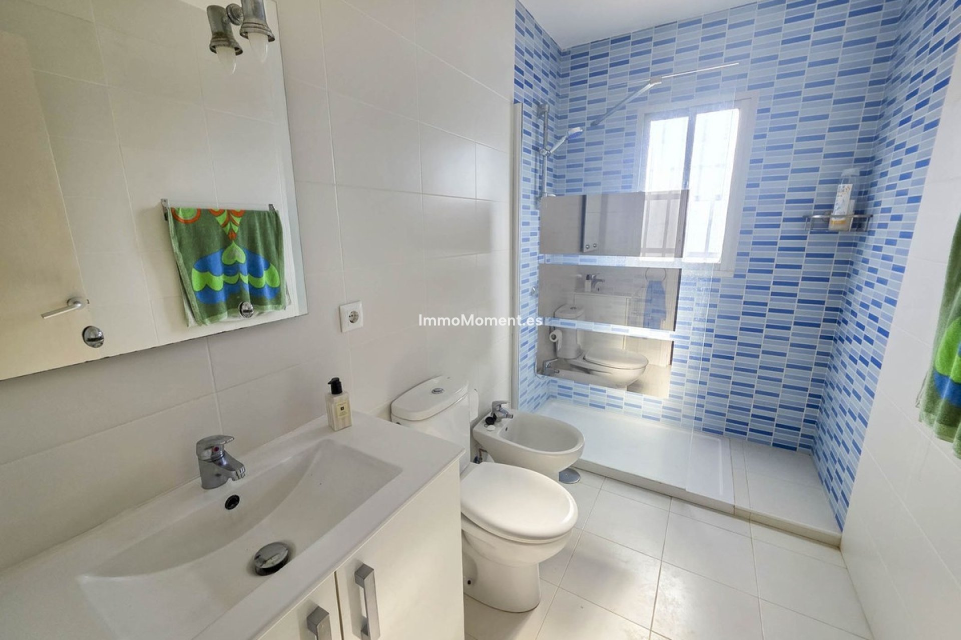 Resale - Villa - Estepona - Estepona Centro