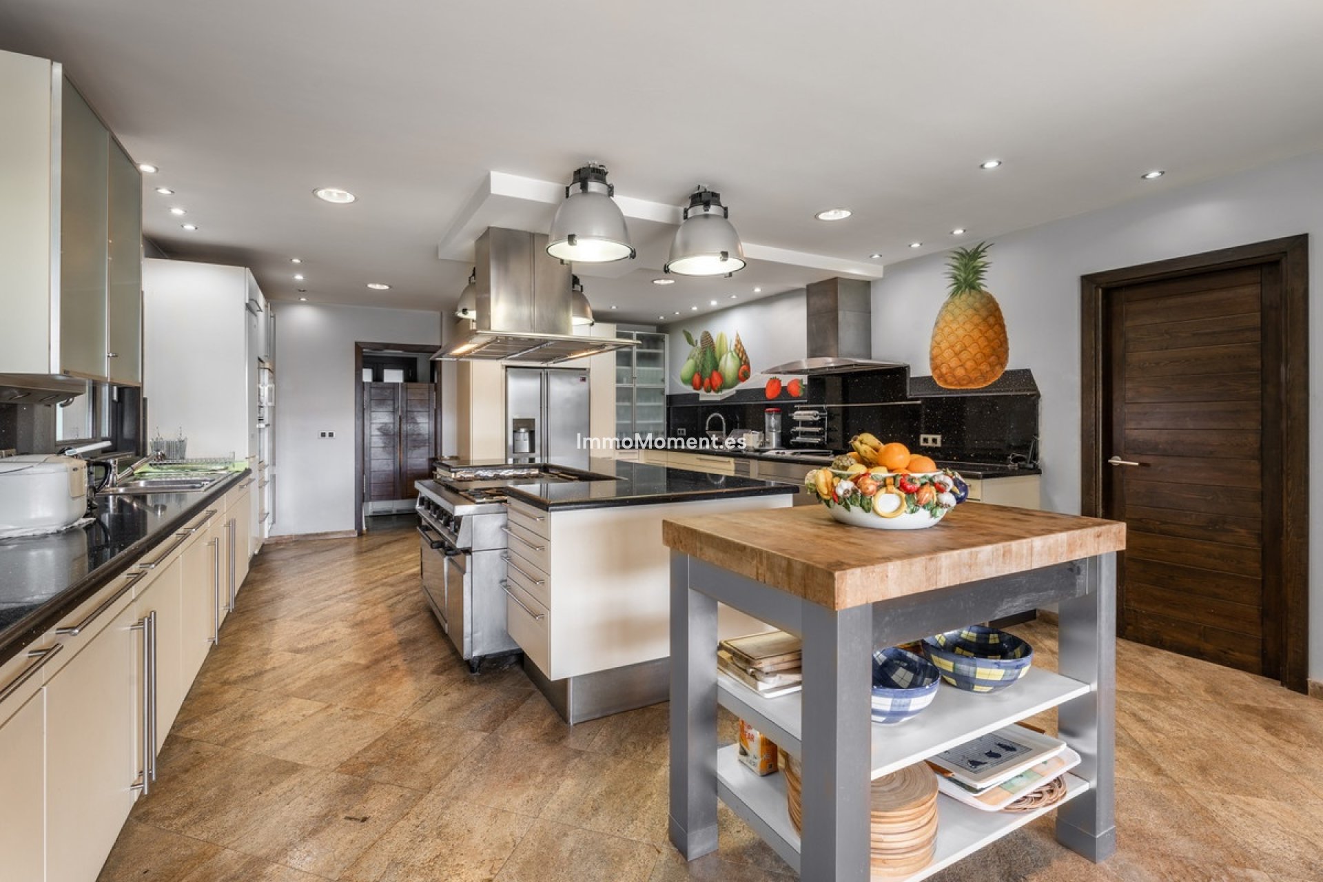 Resale - Villa - Estepona - Estepona Centro