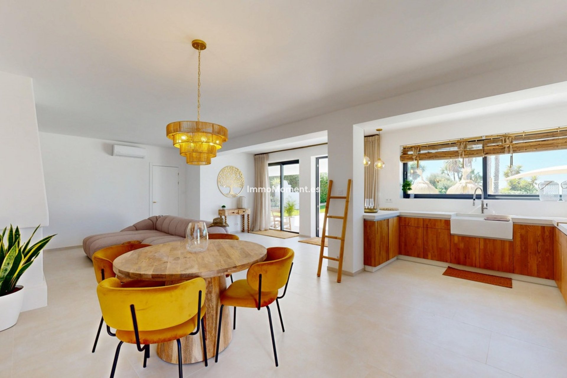 Resale - Villa - Estepona - Estepona Centro