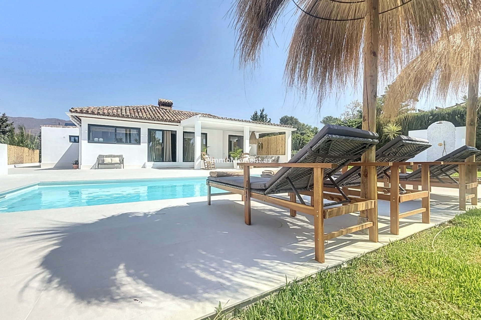 Resale - Villa - Estepona - Estepona Centro