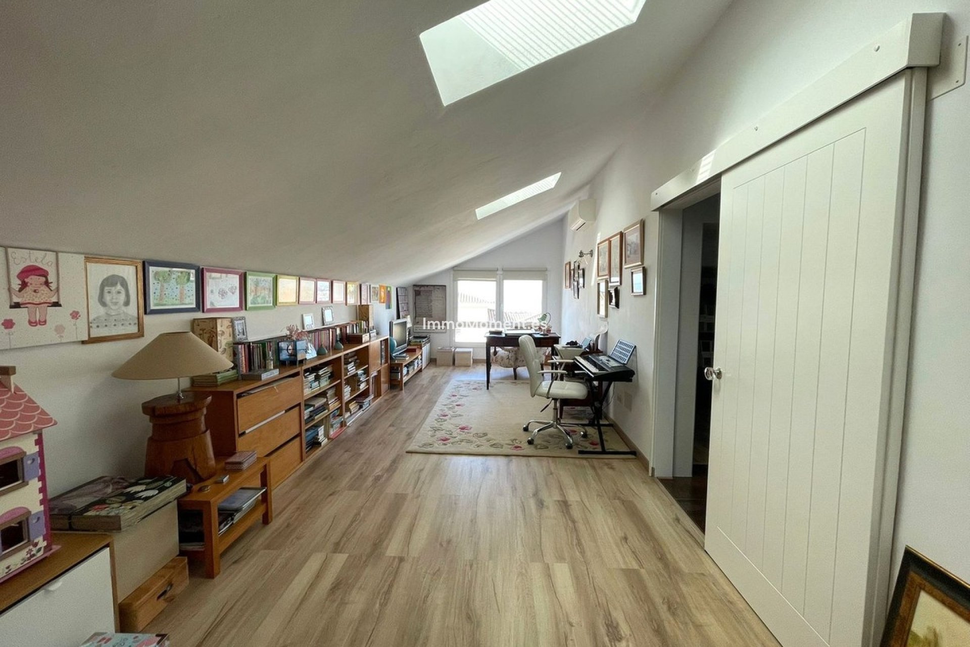 Resale - Villa - Estepona - Estepona Centro