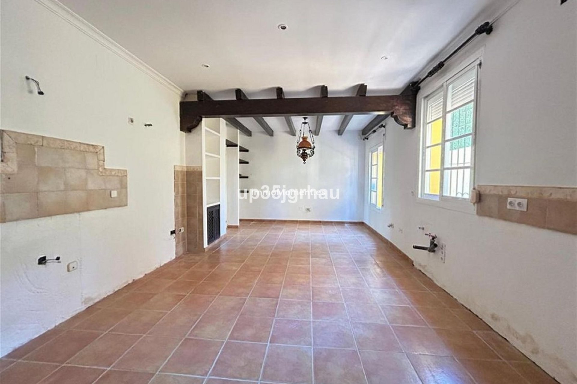 Resale - Villa - Estepona - Estepona Centro